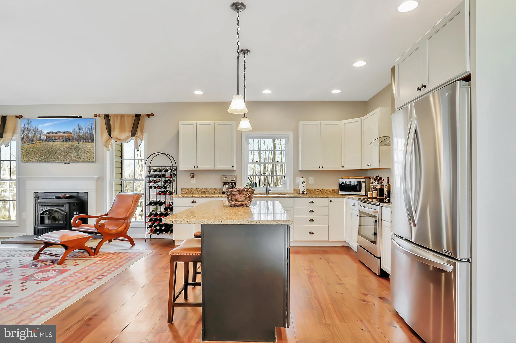 SMOKEYSHIRE - Residential