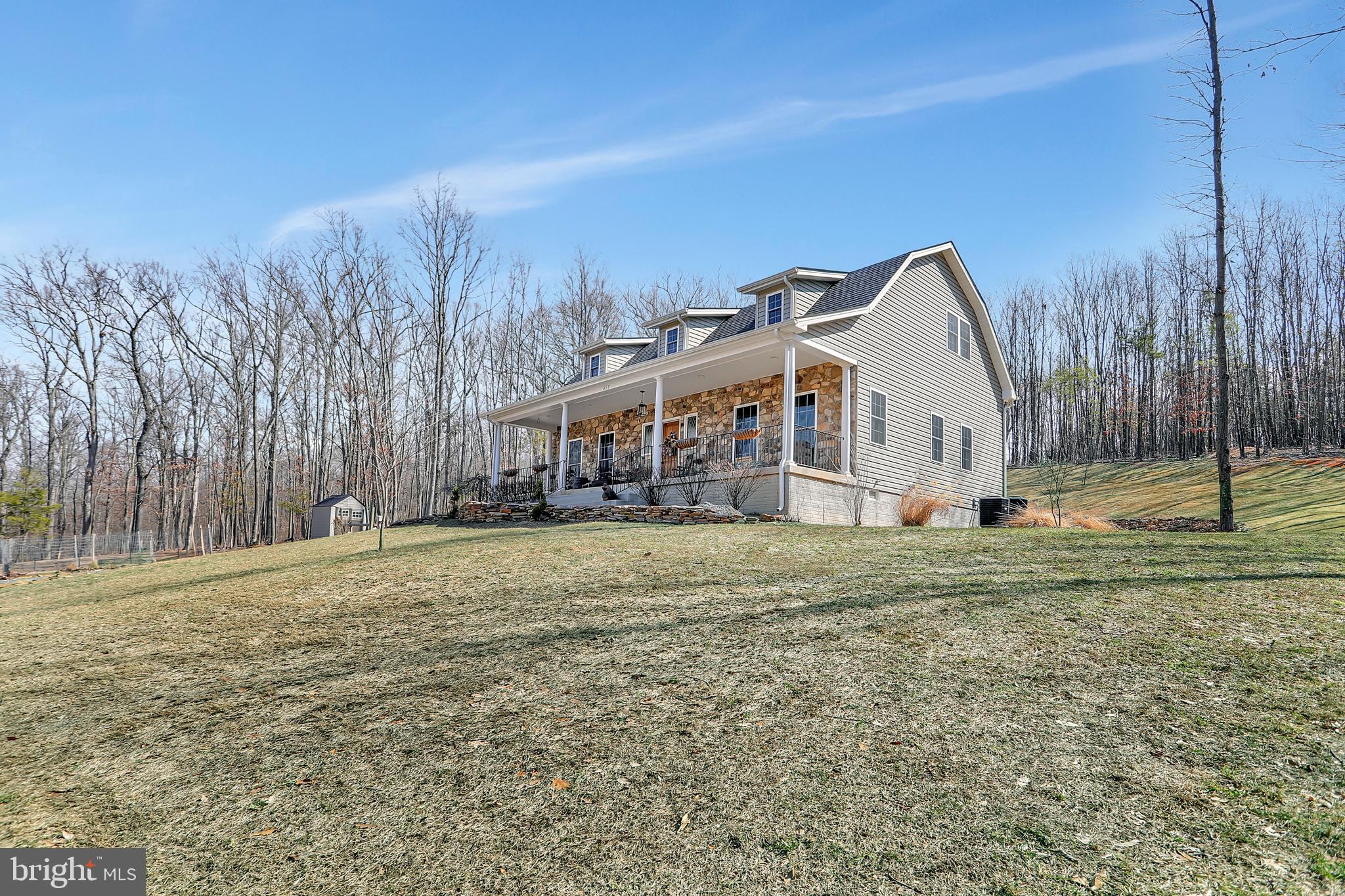 SMOKEYSHIRE - Residential