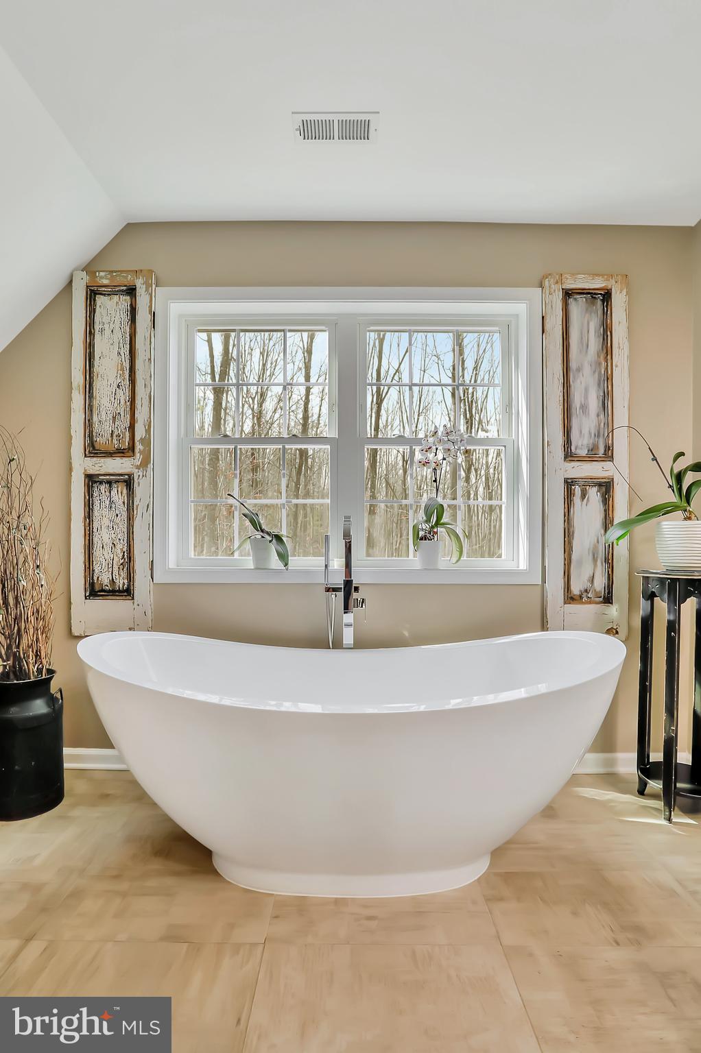 SMOKEYSHIRE - Residential