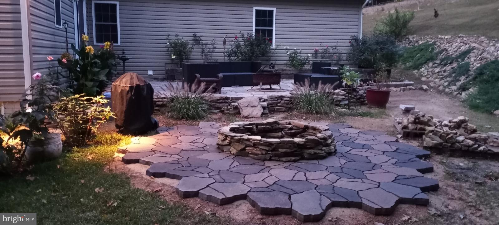 SMOKEYSHIRE - Residential