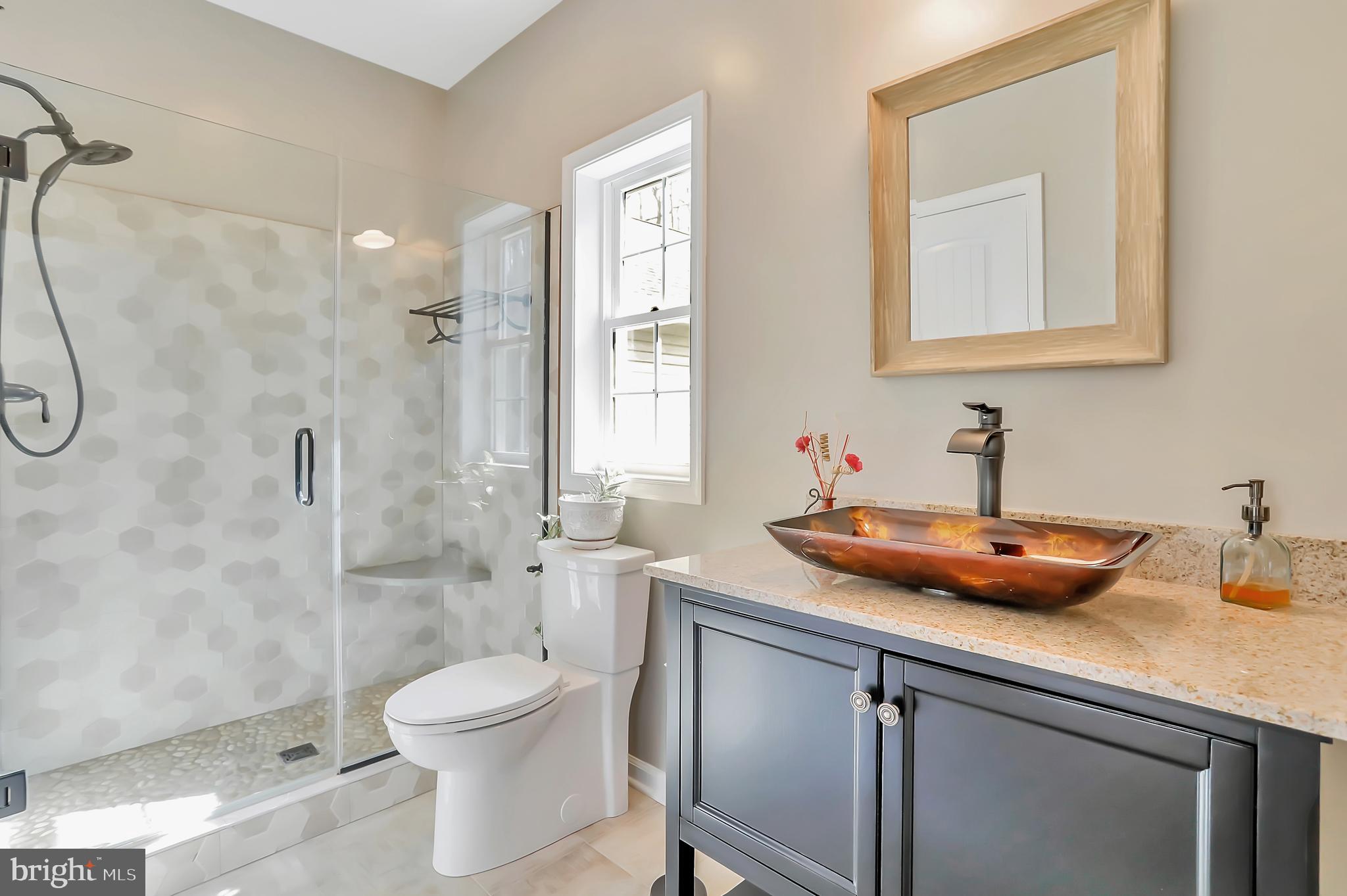 SMOKEYSHIRE - Residential