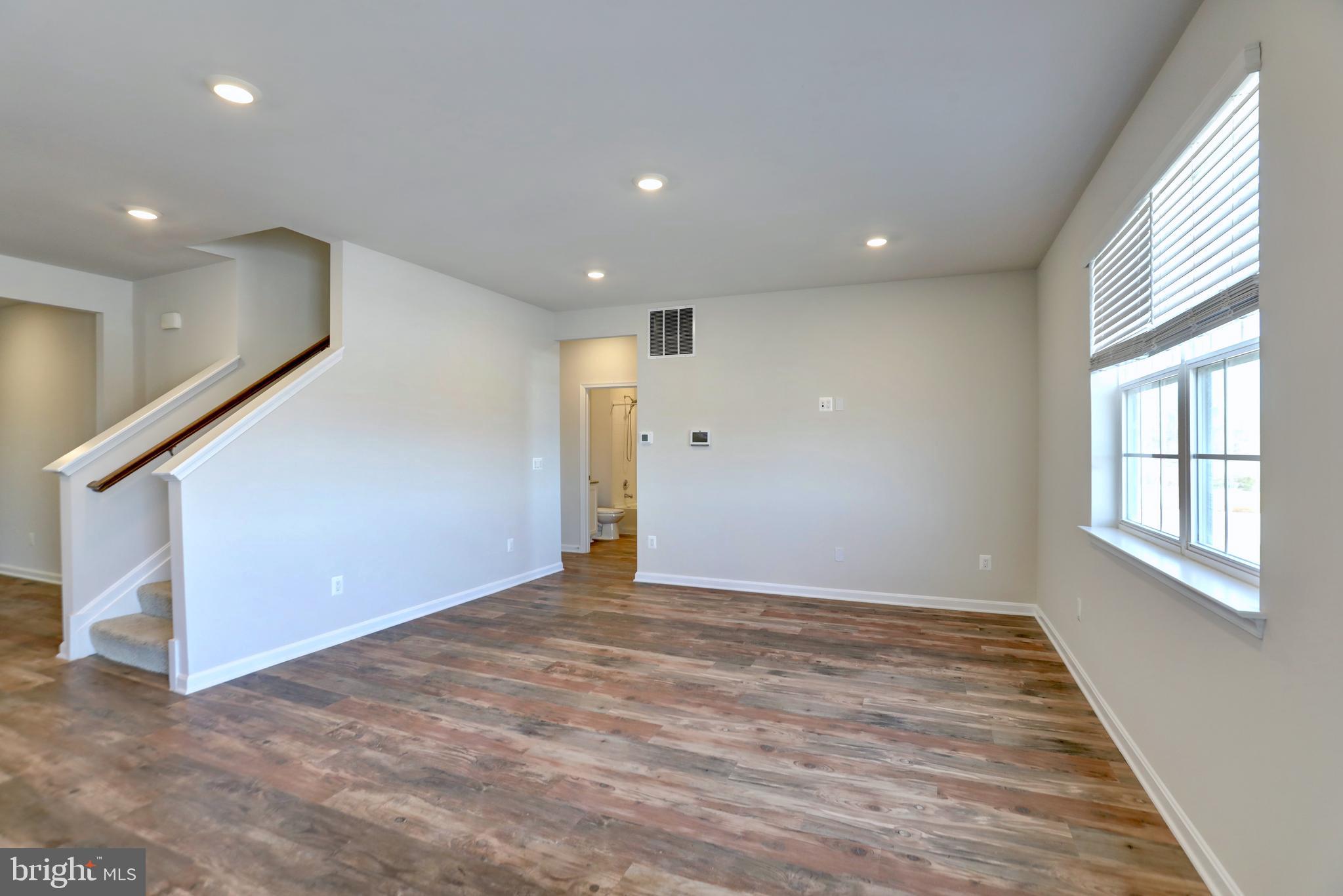 SHENANDOAH CROSSING - Residential