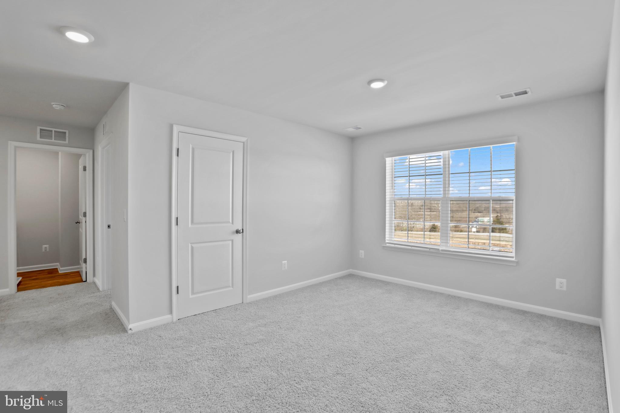 SHENANDOAH CROSSING - Residential