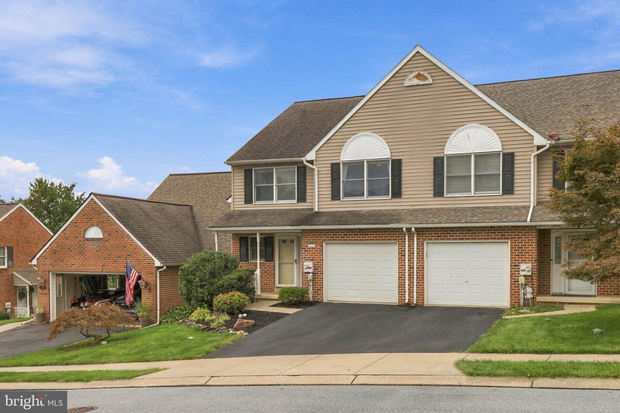 488 HILLSIDE DRIVE