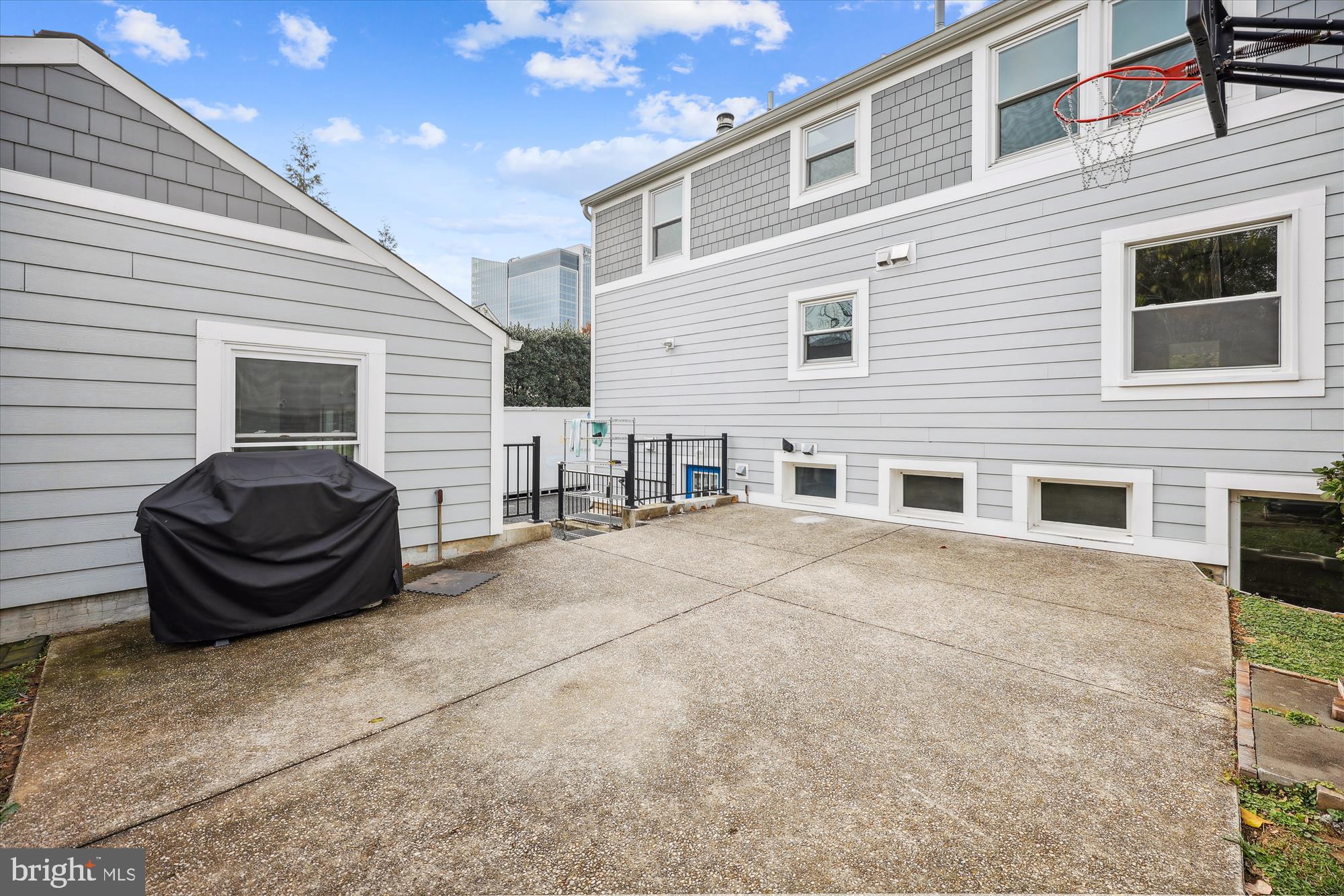 WEST CHEVY CHASE HEIGHTS - Residential