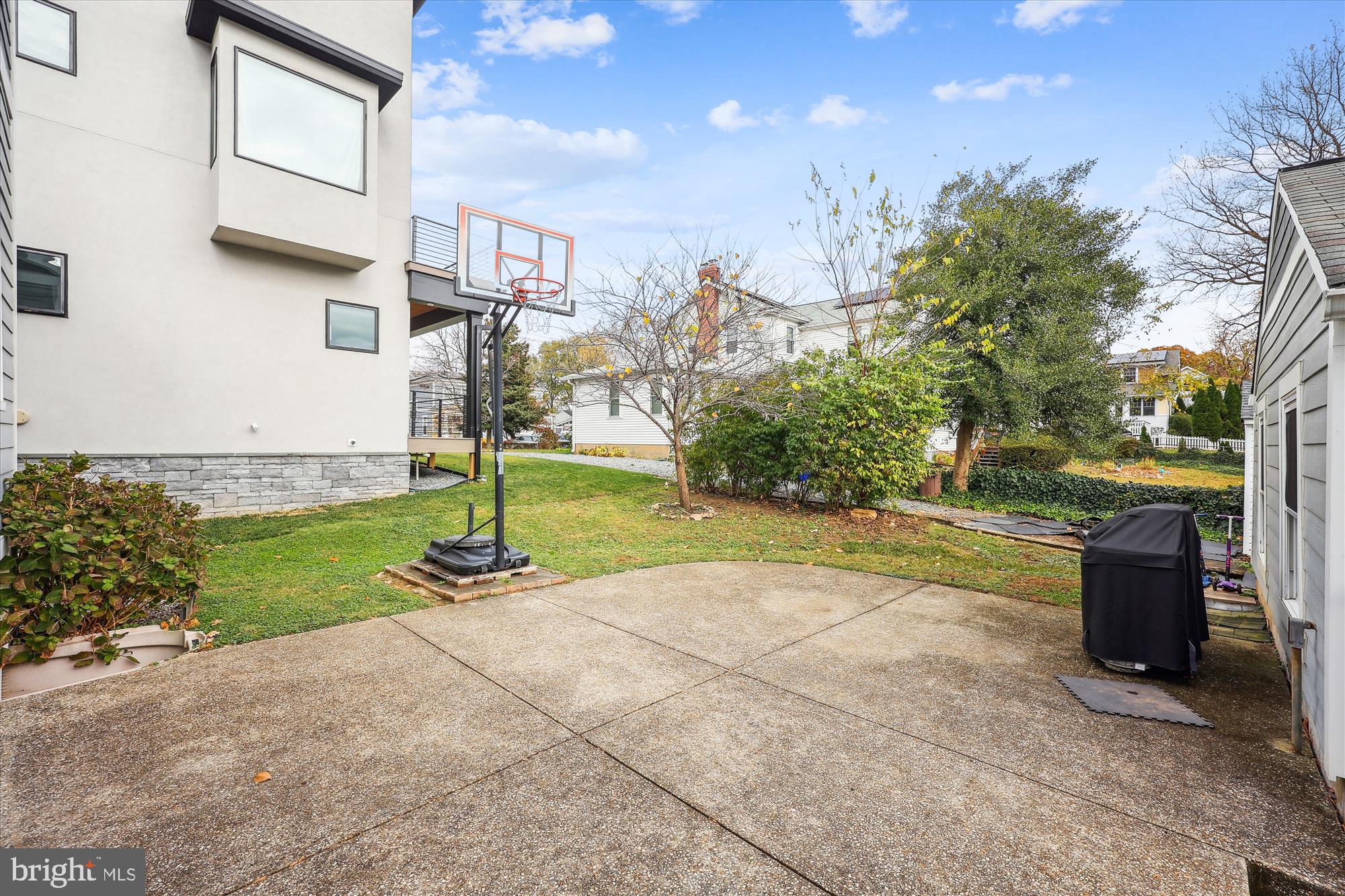 WEST CHEVY CHASE HEIGHTS - Residential