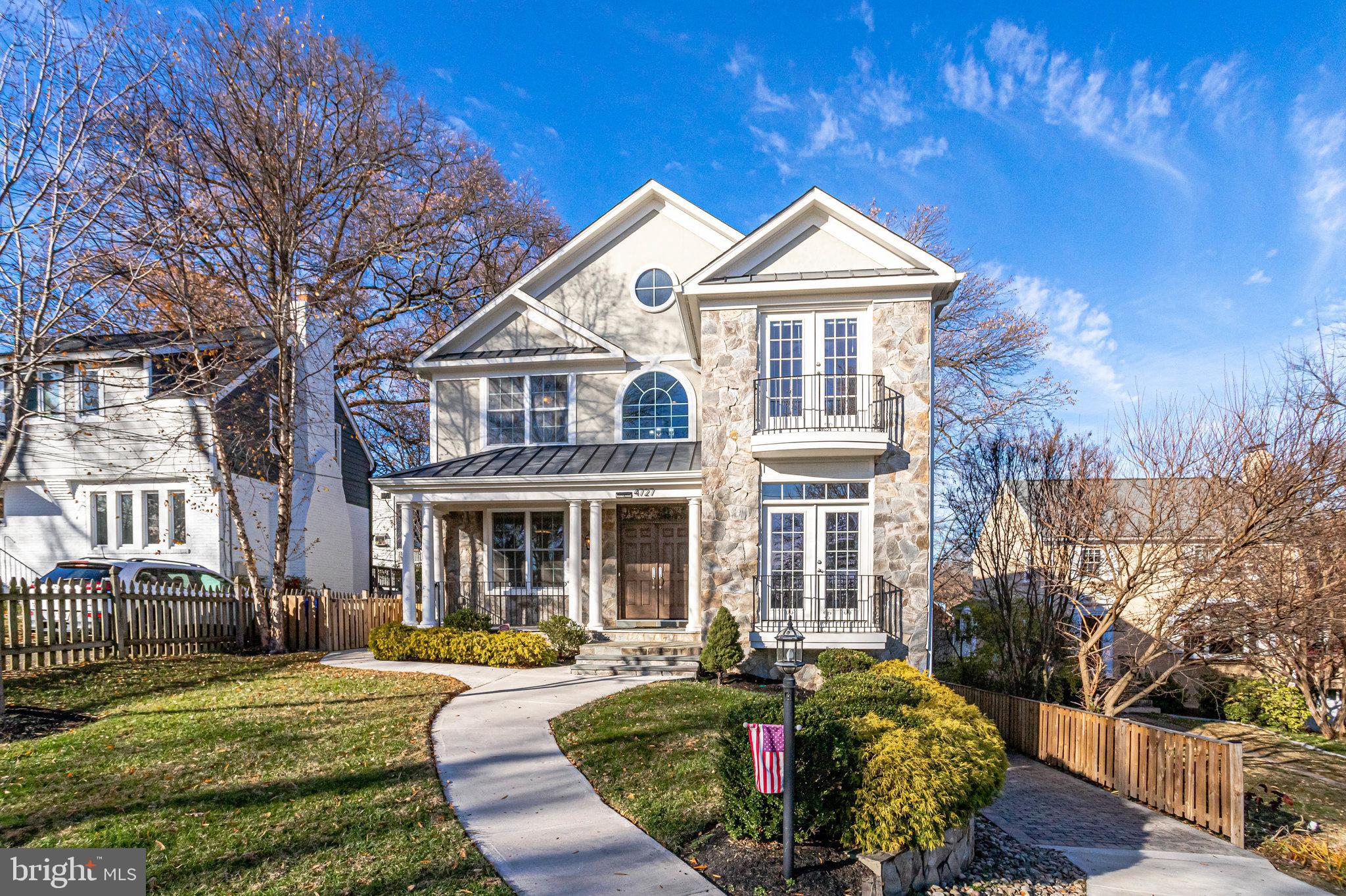 WAYCROFT WOODLAWN - Residential