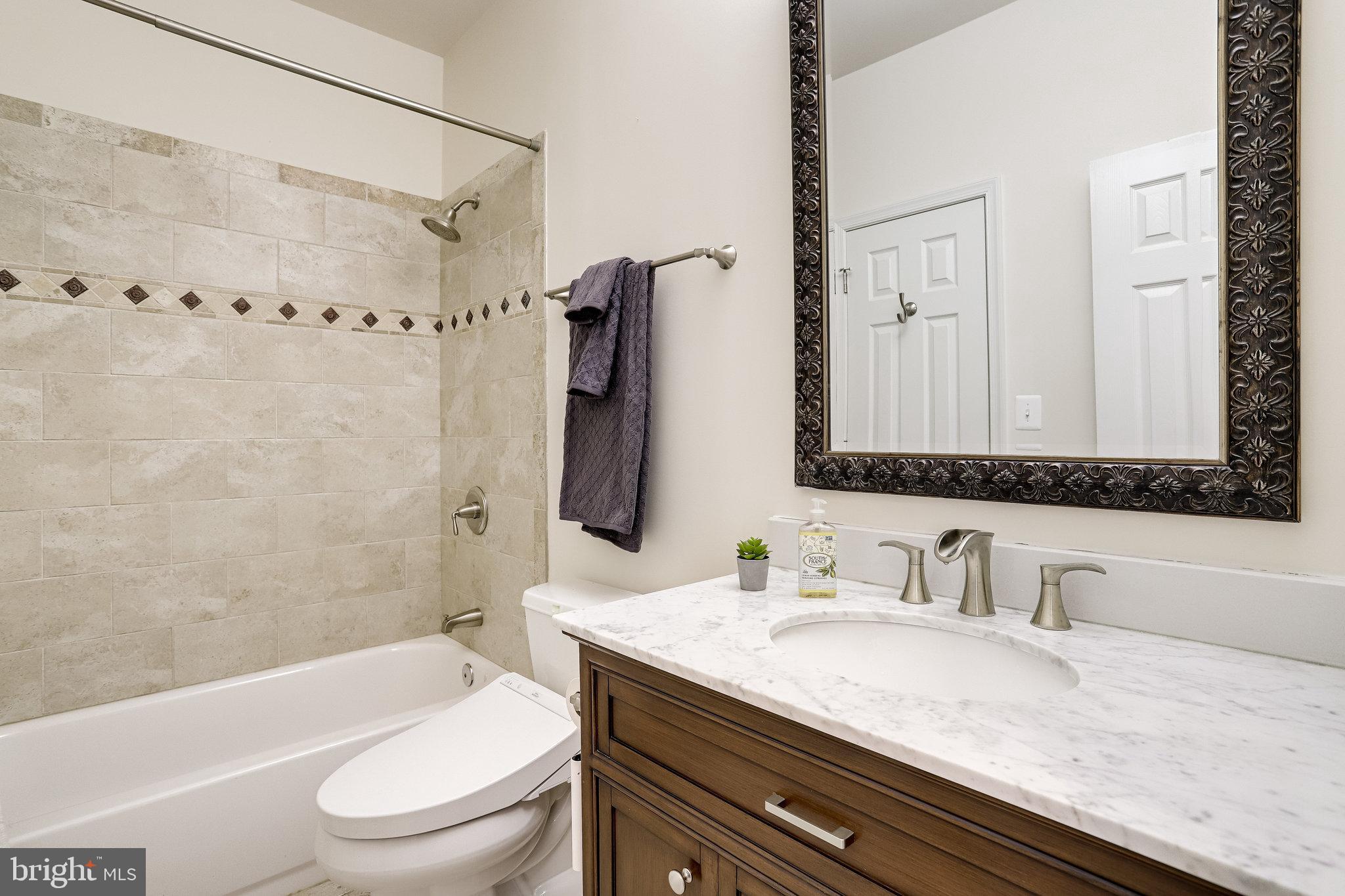 WAYCROFT WOODLAWN - Residential