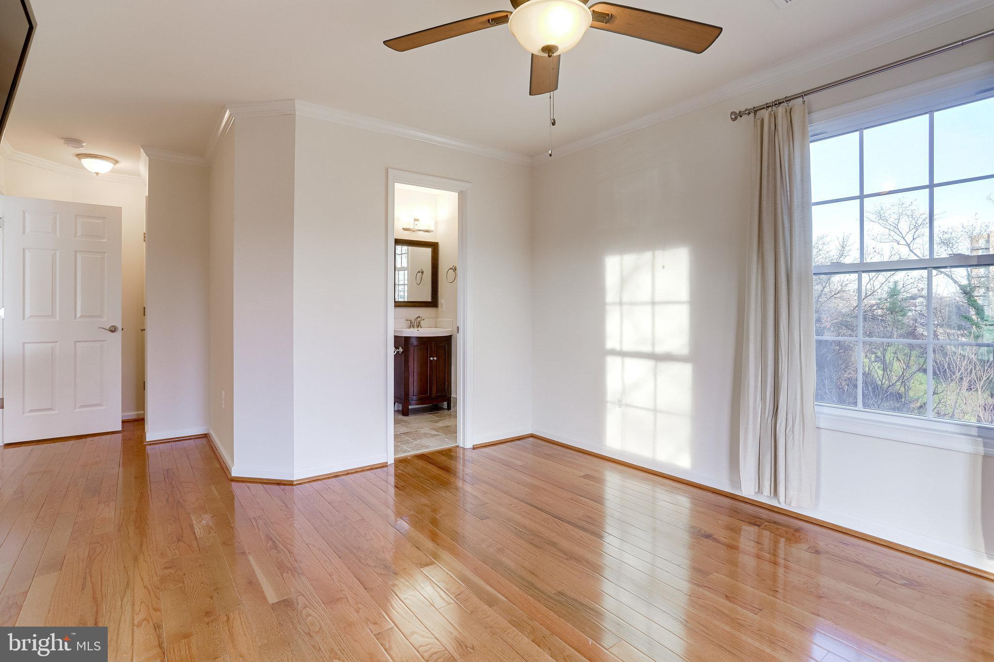 WAYCROFT WOODLAWN - Residential