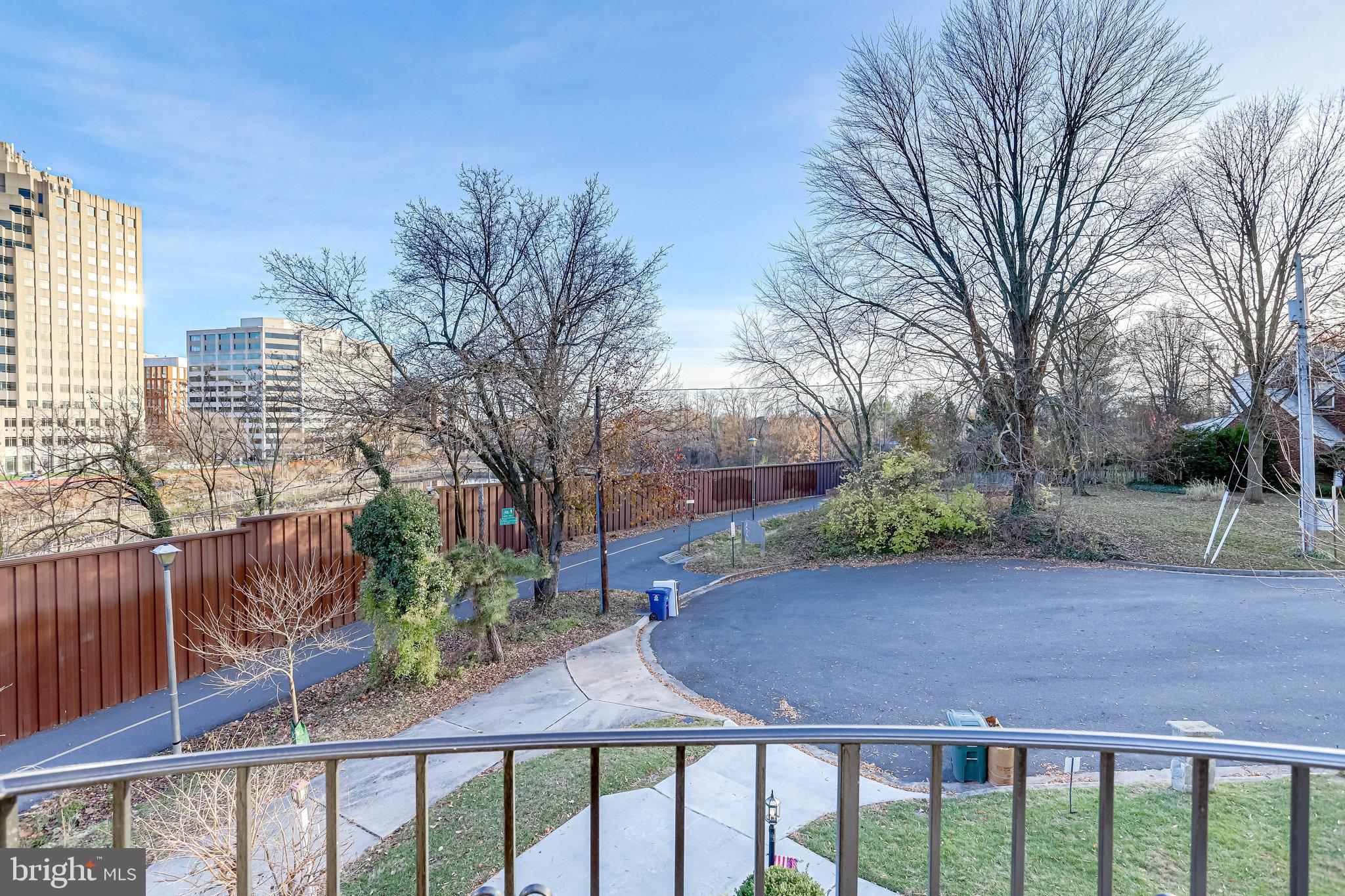 WAYCROFT WOODLAWN - Residential