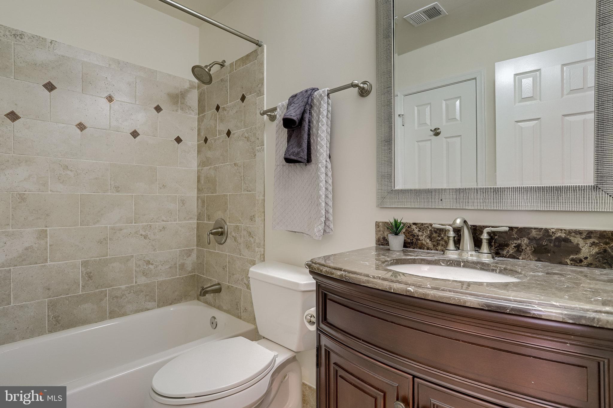 WAYCROFT WOODLAWN - Residential