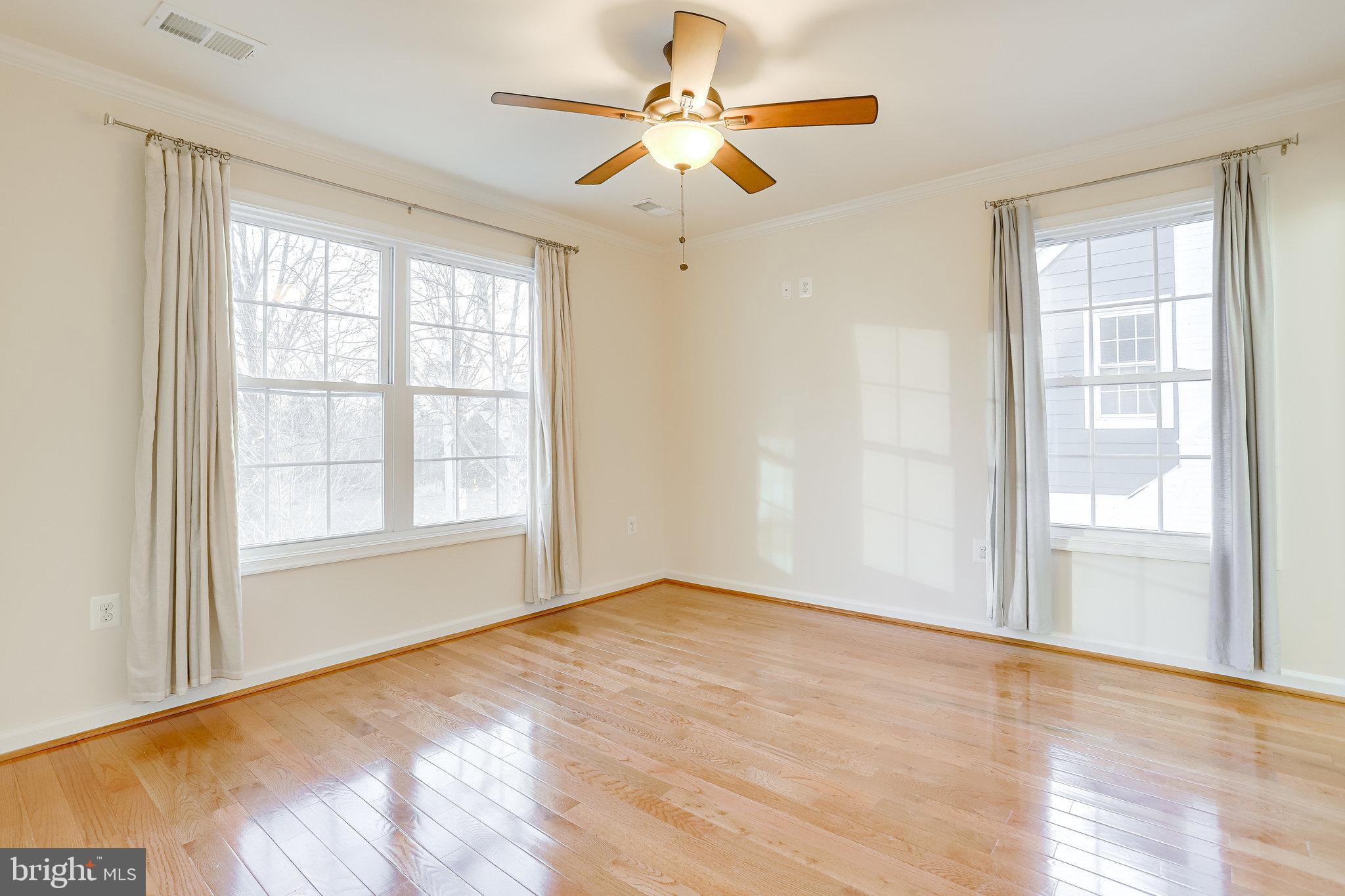 WAYCROFT WOODLAWN - Residential