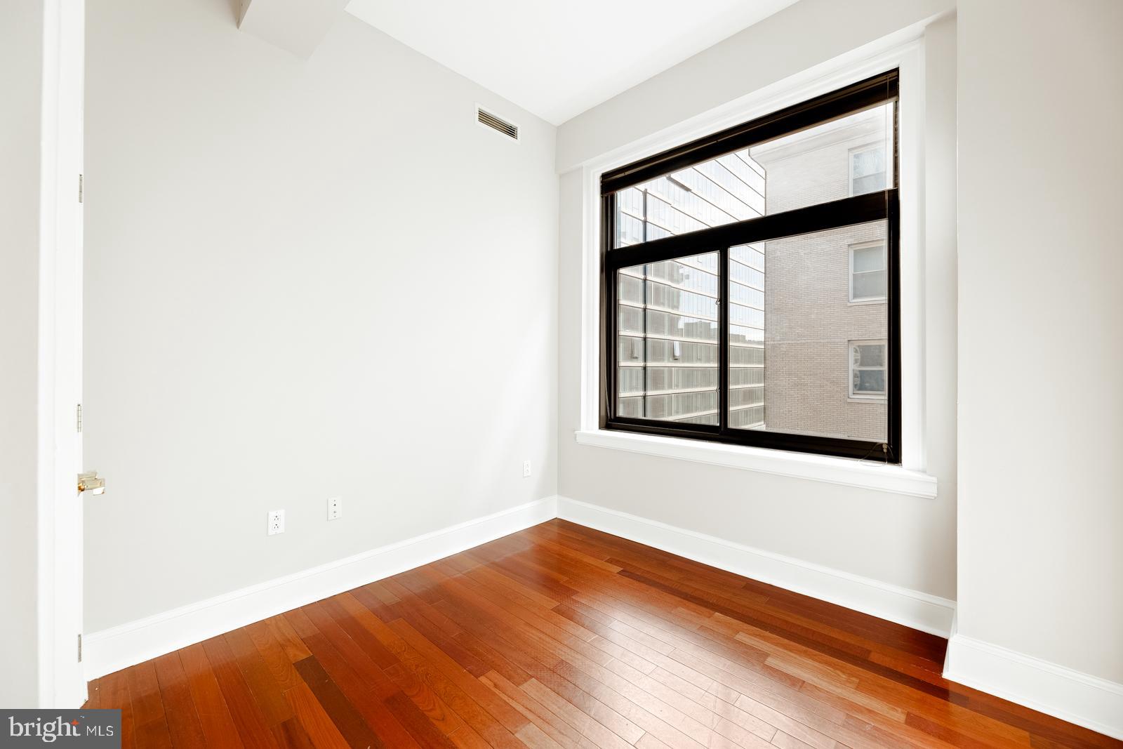 RITTENHOUSE SQUARE - Residential Lease