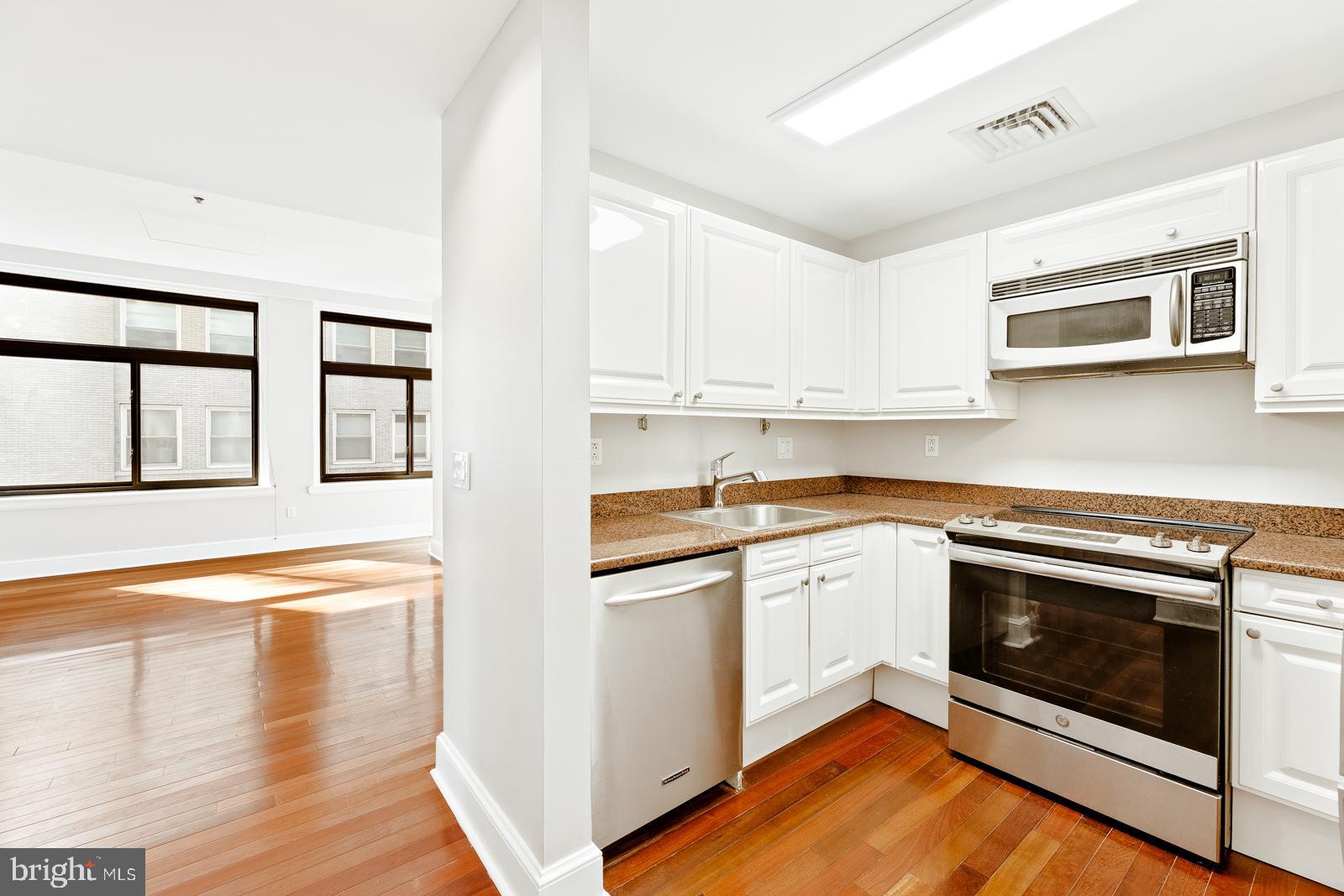 RITTENHOUSE SQUARE - Residential Lease
