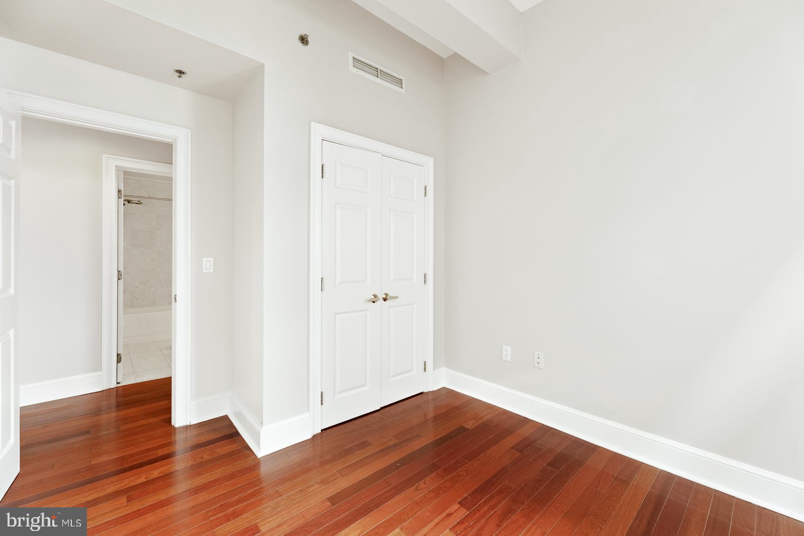 RITTENHOUSE SQUARE - Residential Lease