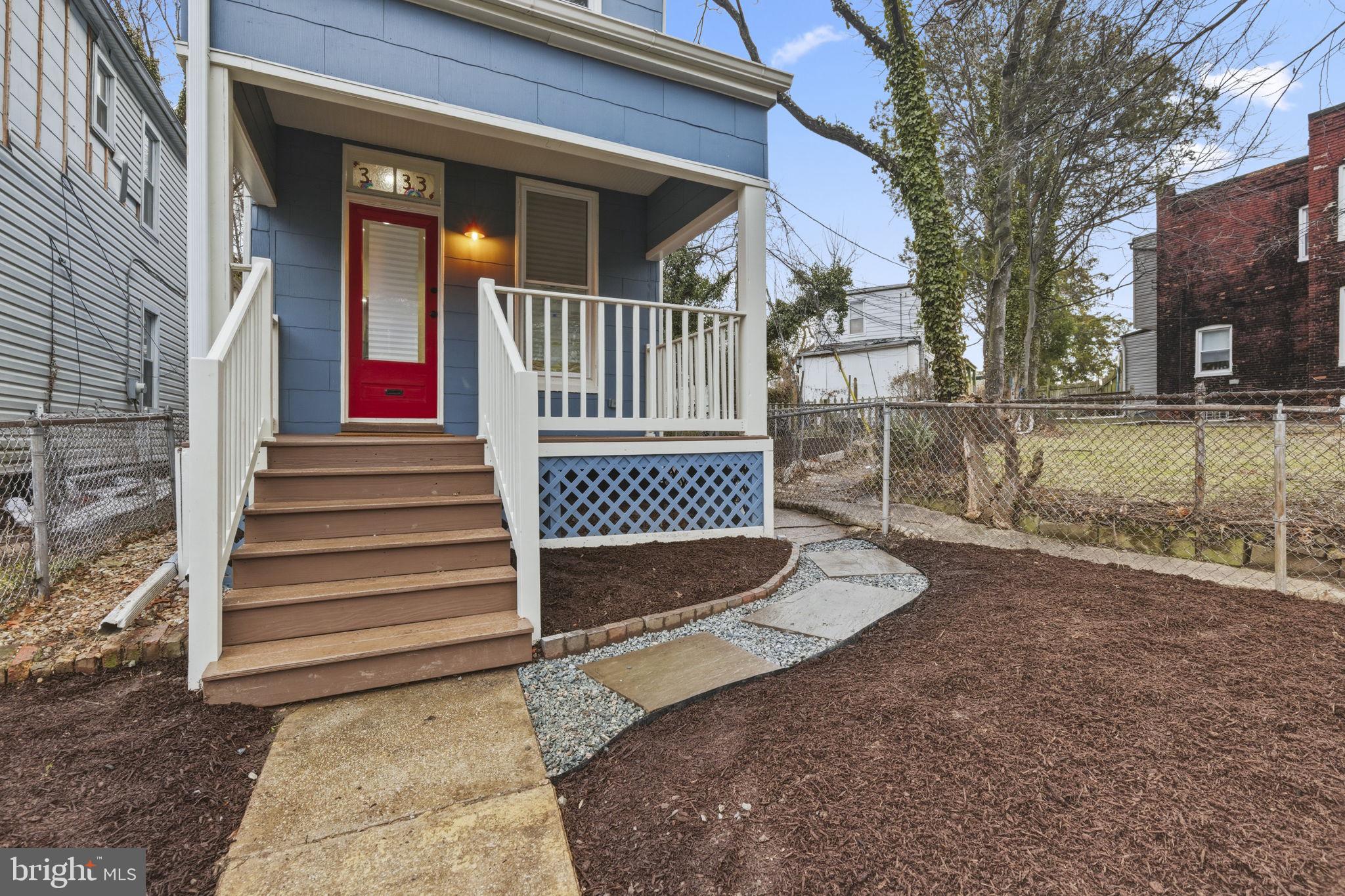 CHARLES VILLAGE - Residential