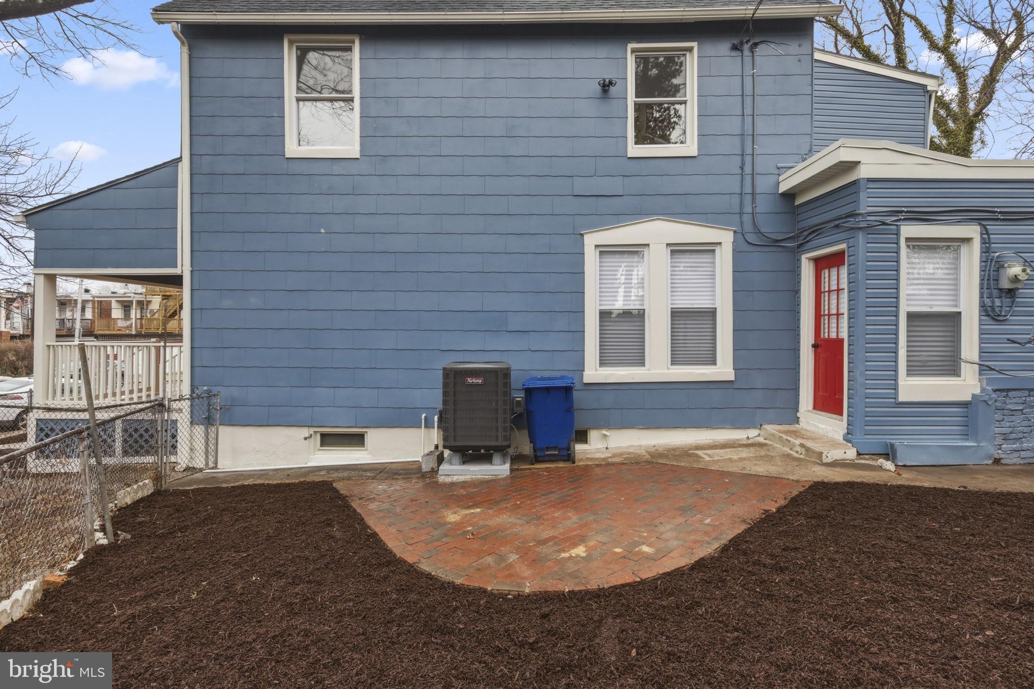 CHARLES VILLAGE - Residential