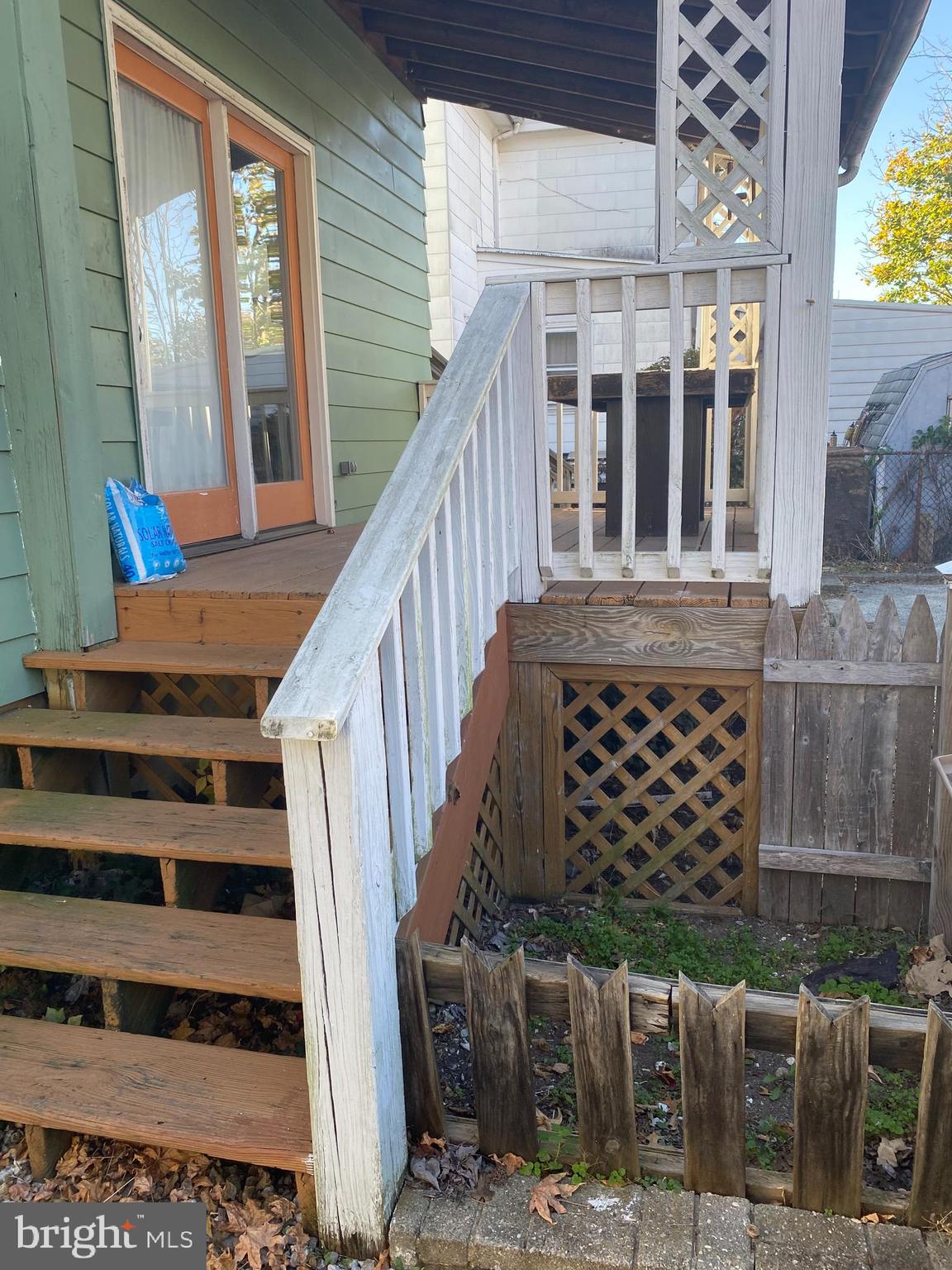 204 W MAIN STREET 1ST FLOOR