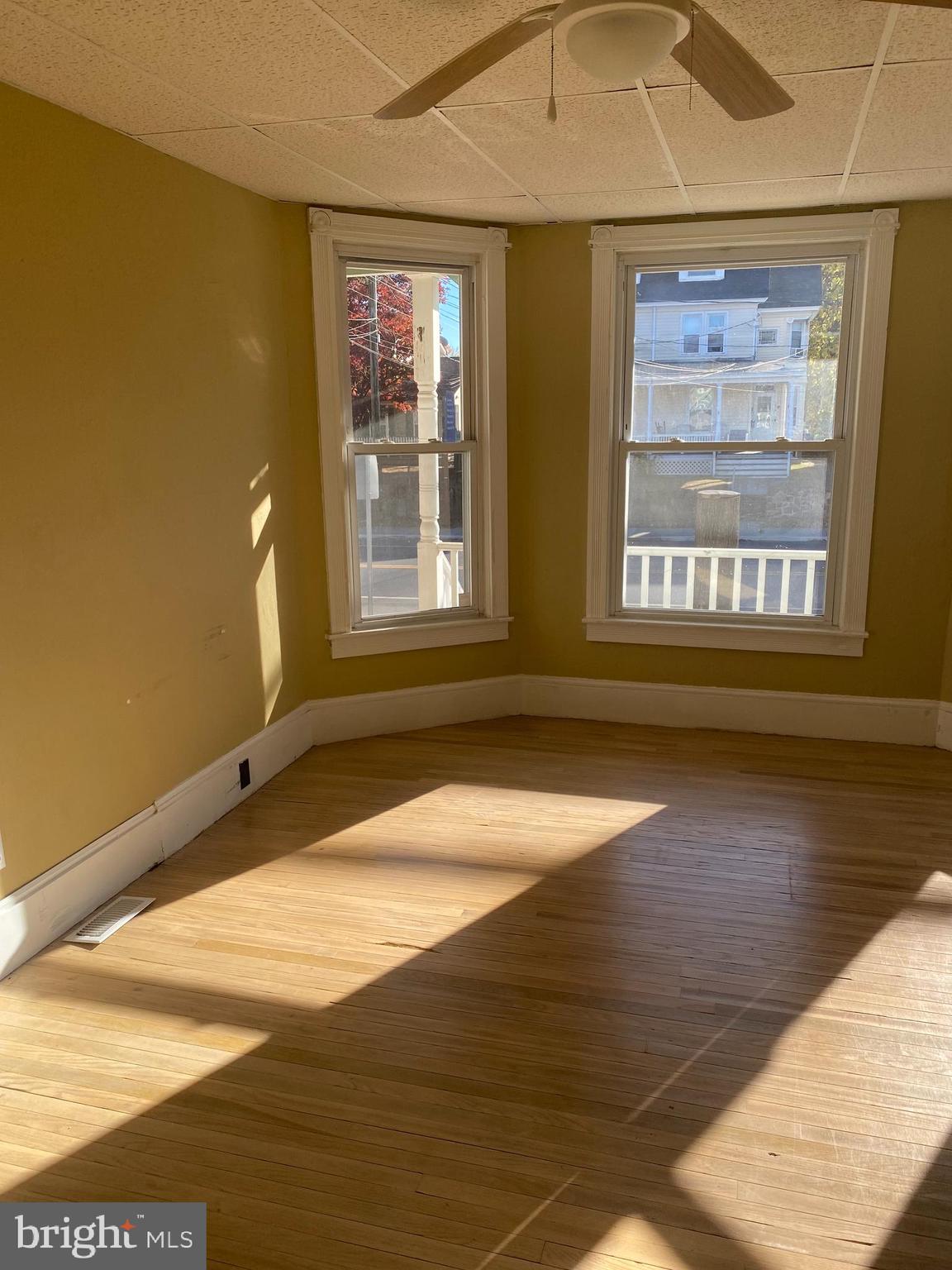 204 W MAIN STREET 1ST FLOOR