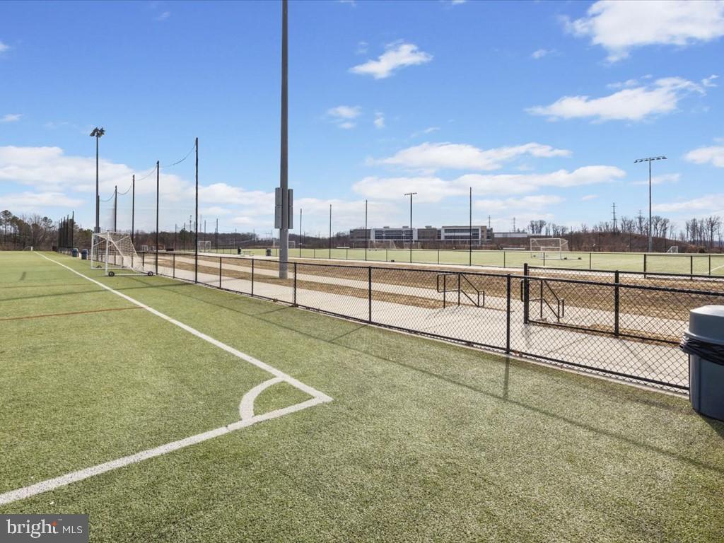 POTOMAC SHORES - Residential