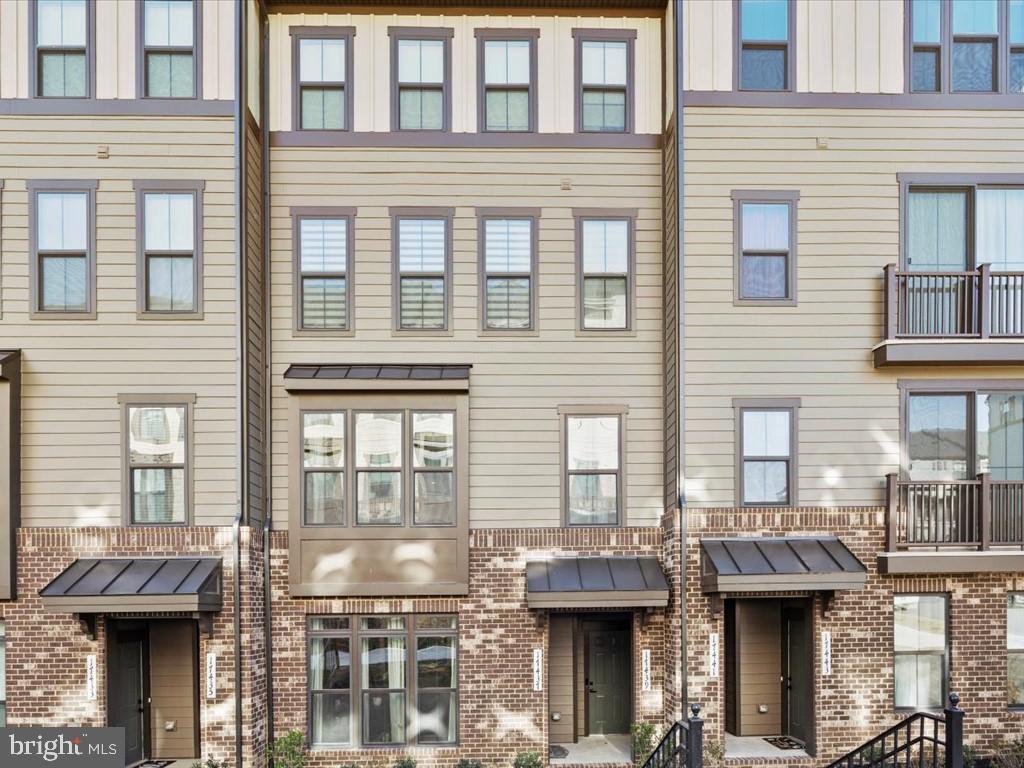 POTOMAC SHORES - Residential