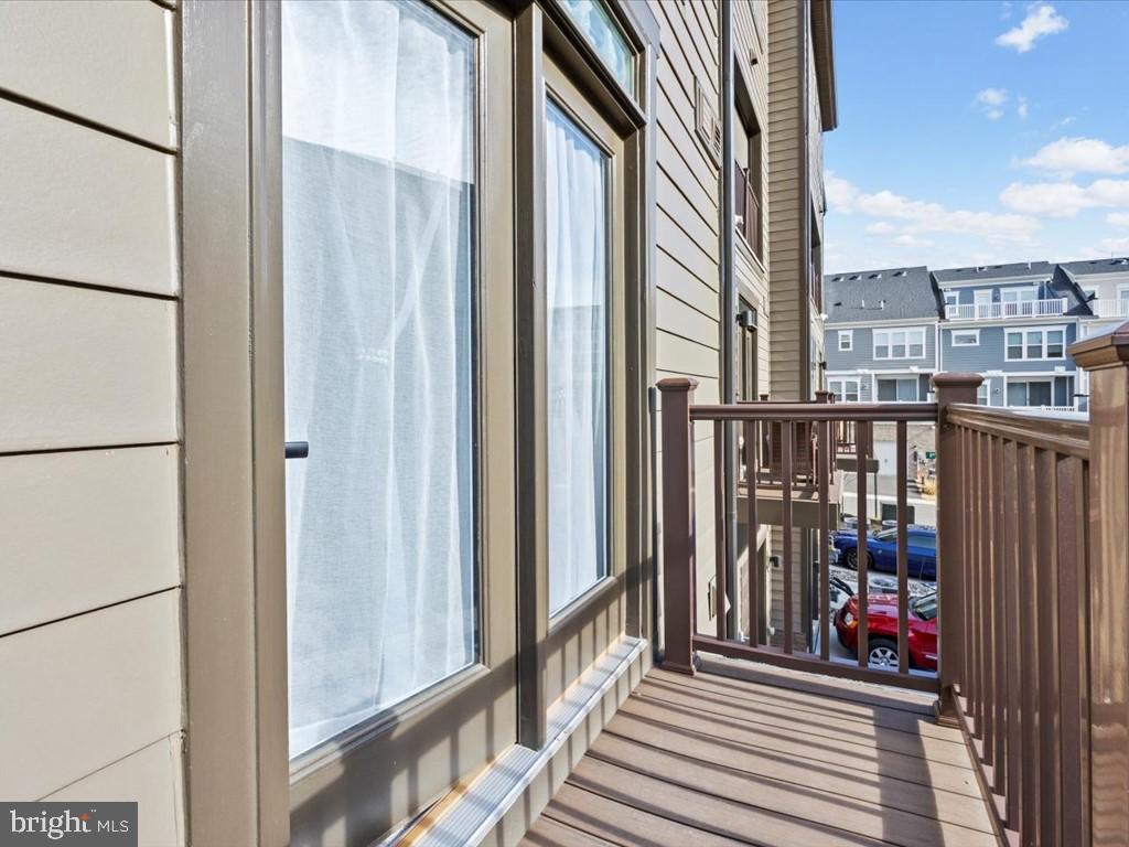 POTOMAC SHORES - Residential