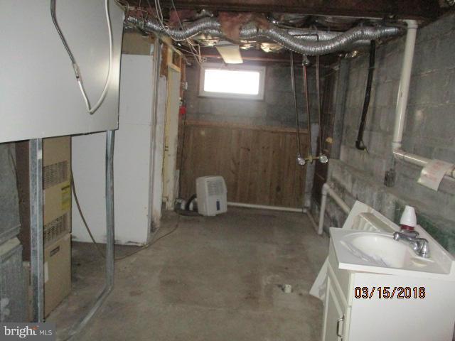 MORAVIA PARK - Residential