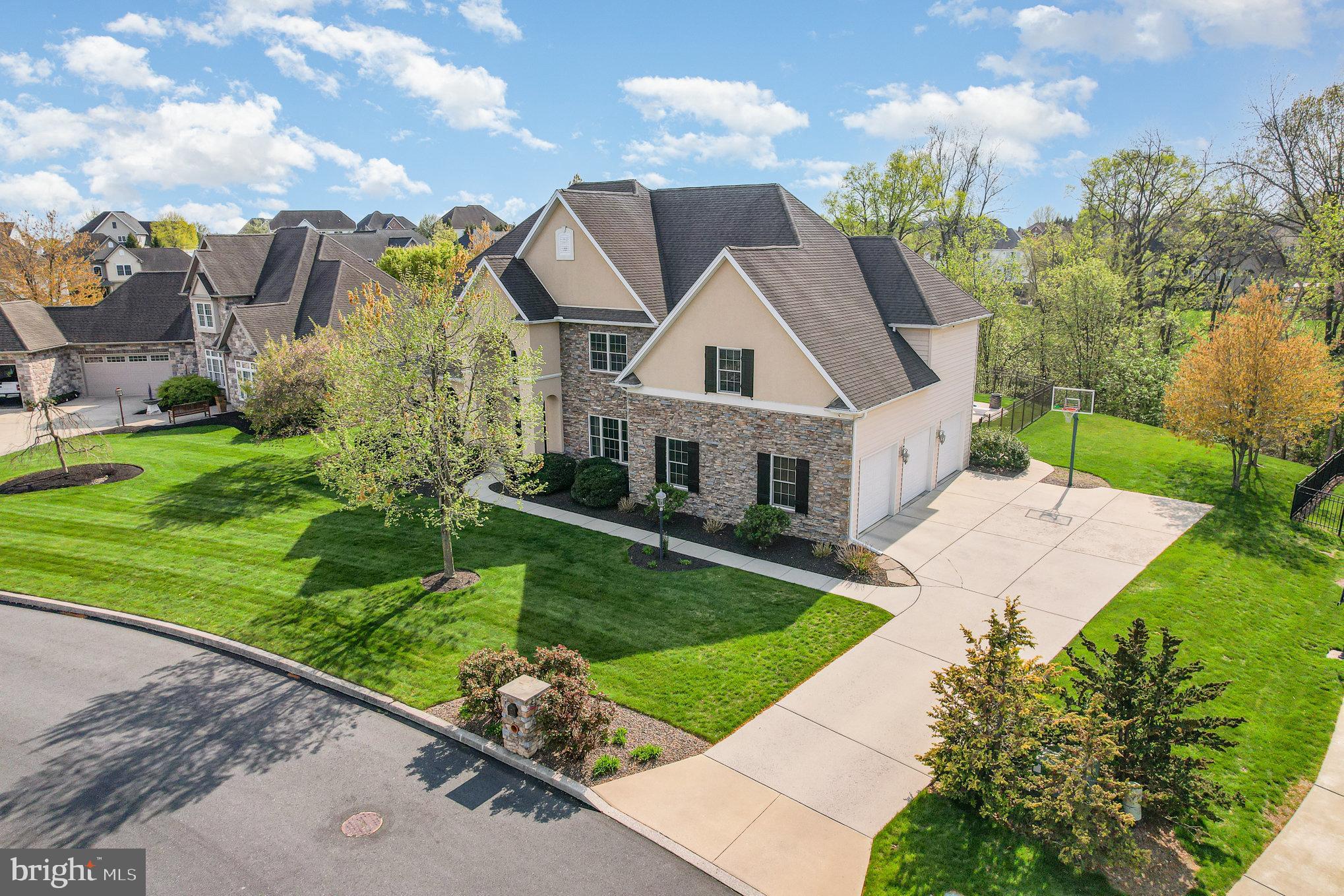 1273 SKYVIEW COURT