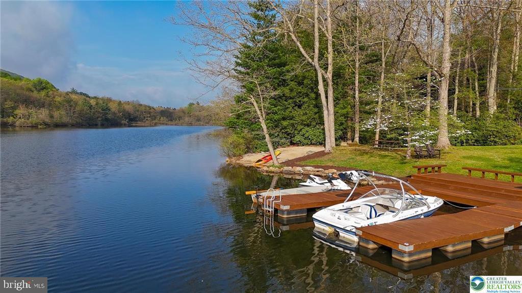 LAKE HAUTO - Residential