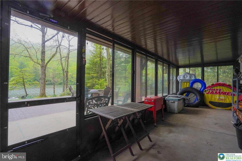 LAKE HAUTO - Residential