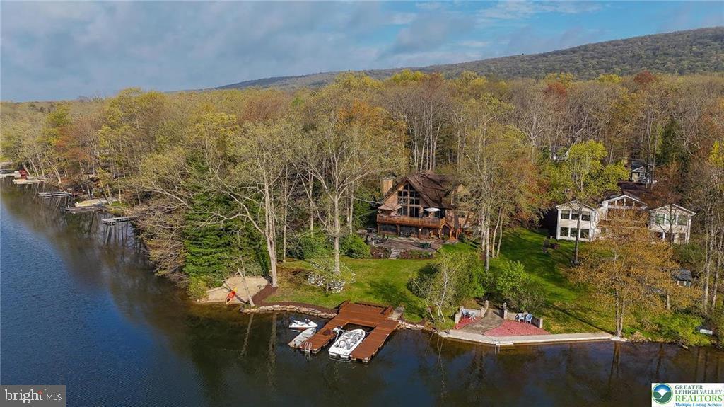 LAKE HAUTO - Residential