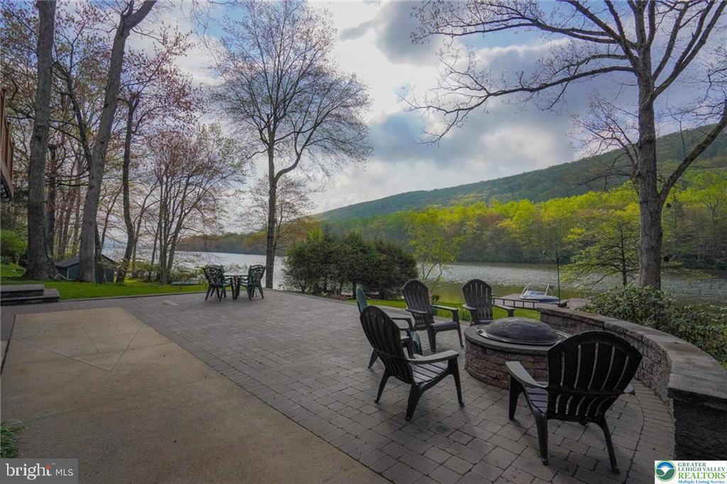 LAKE HAUTO - Residential