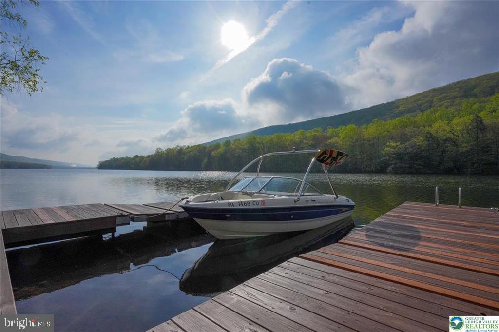 LAKE HAUTO - Residential