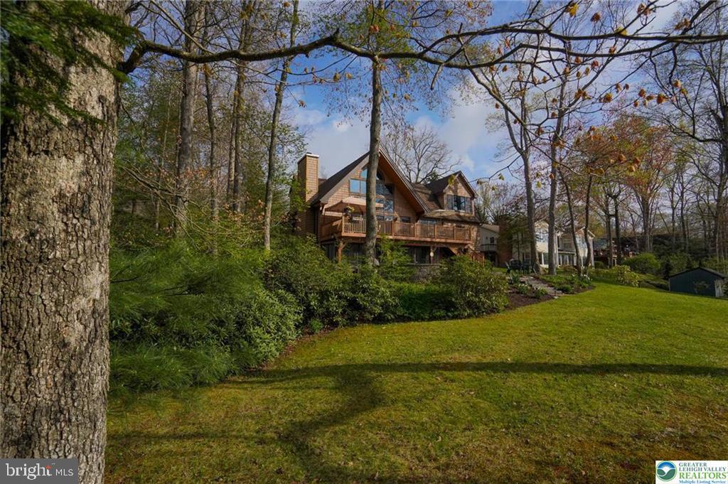 LAKE HAUTO - Residential