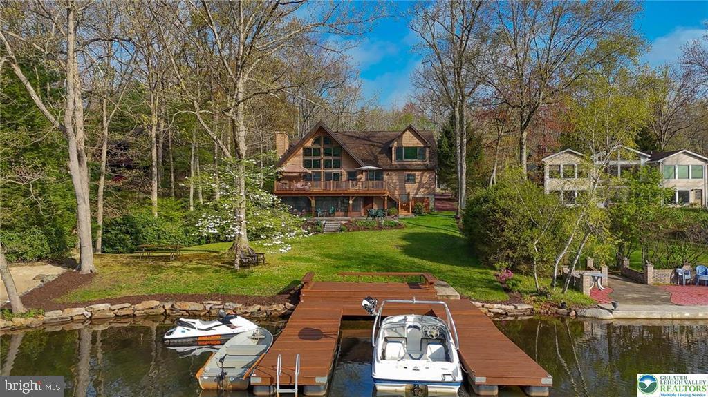 LAKE HAUTO - Residential
