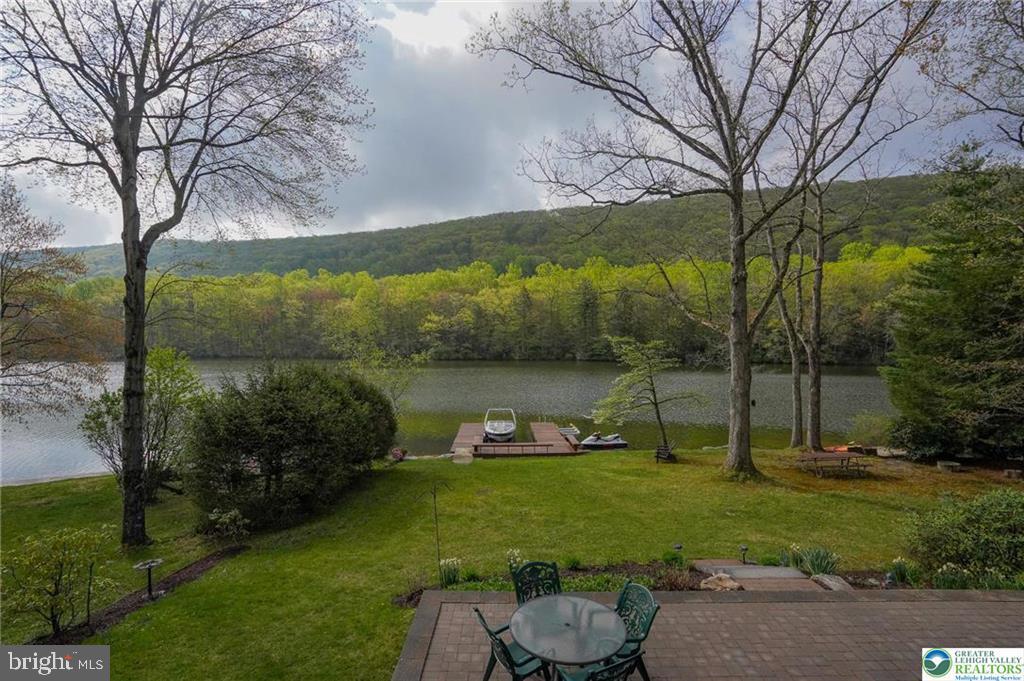 LAKE HAUTO - Residential