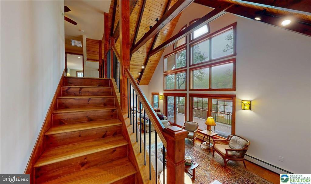 LAKE HAUTO - Residential