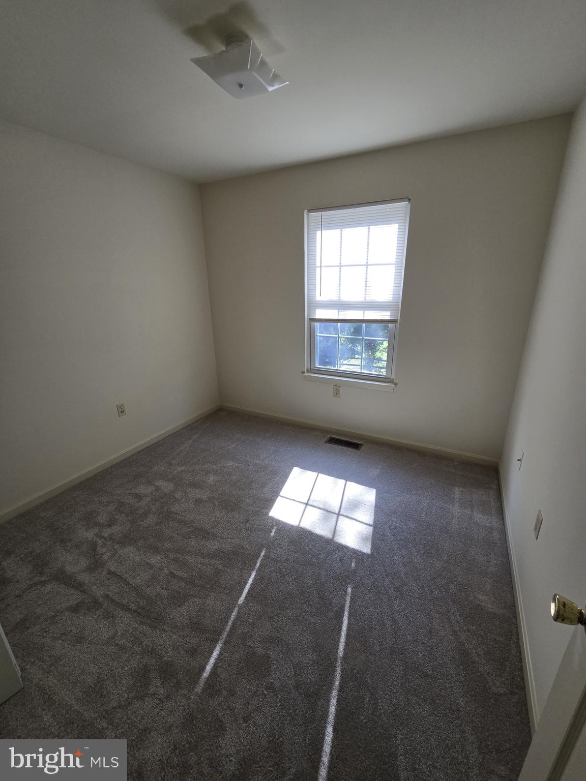 LA PLATA - Residential Lease