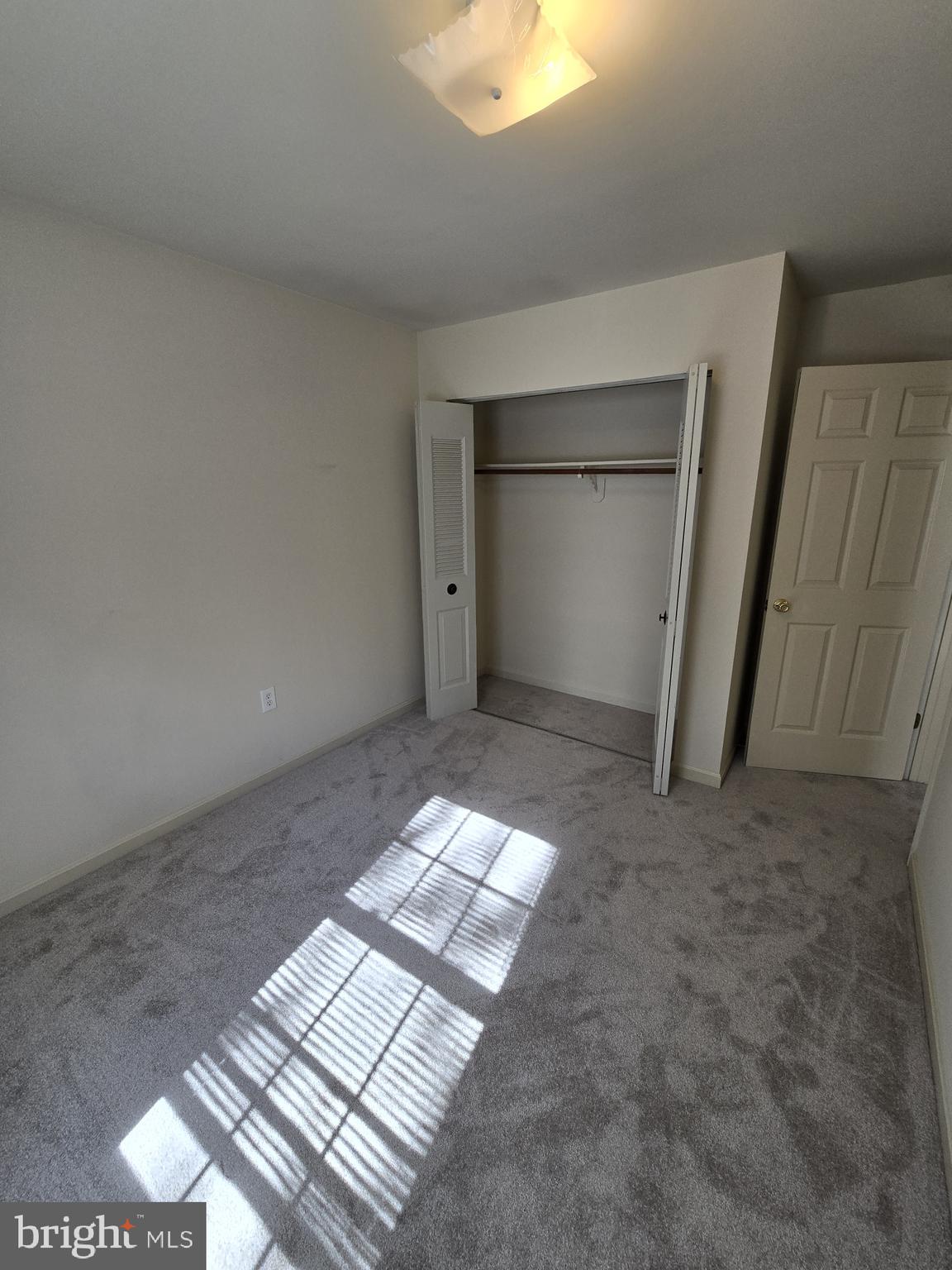 LA PLATA - Residential Lease