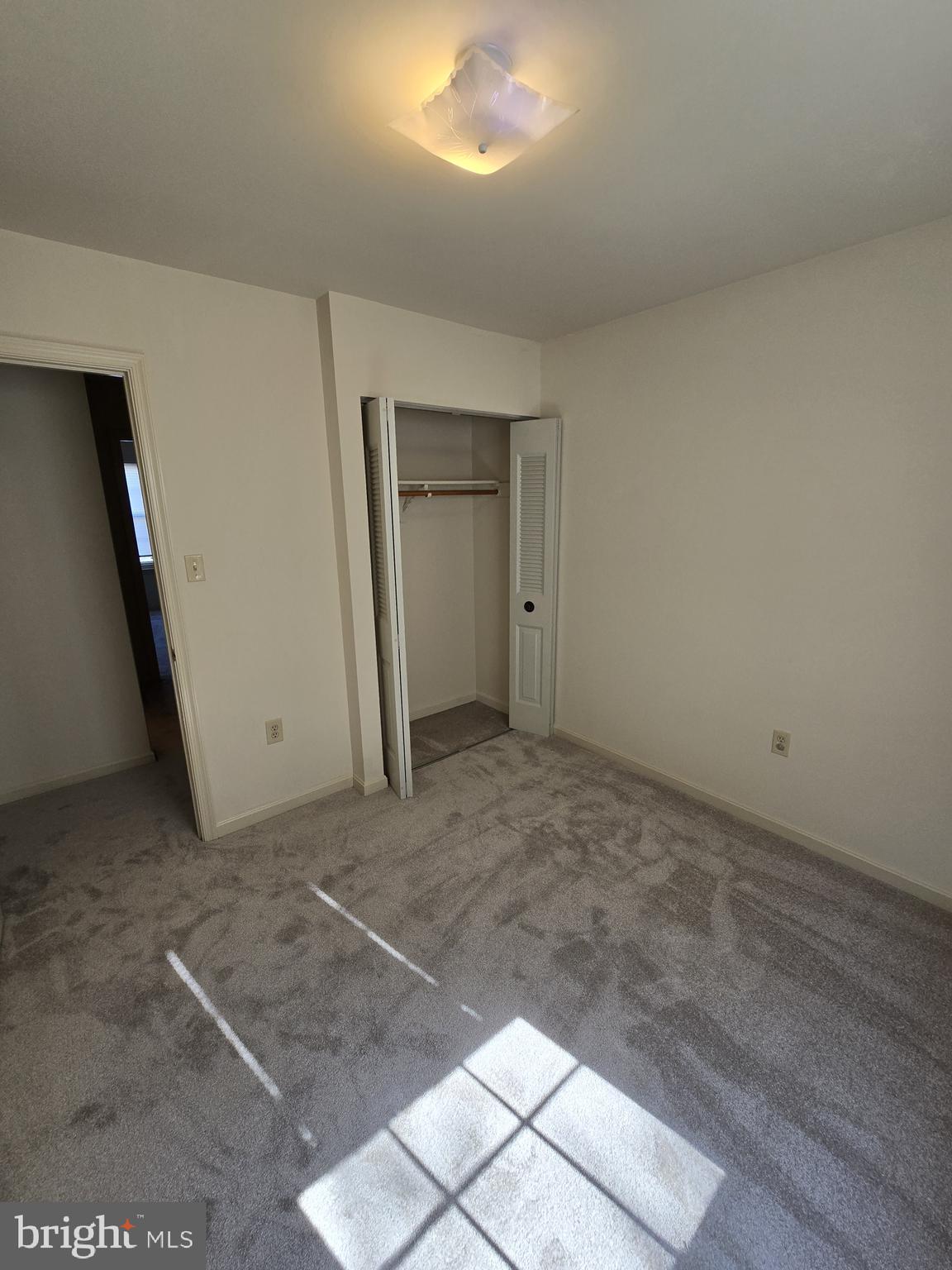 LA PLATA - Residential Lease