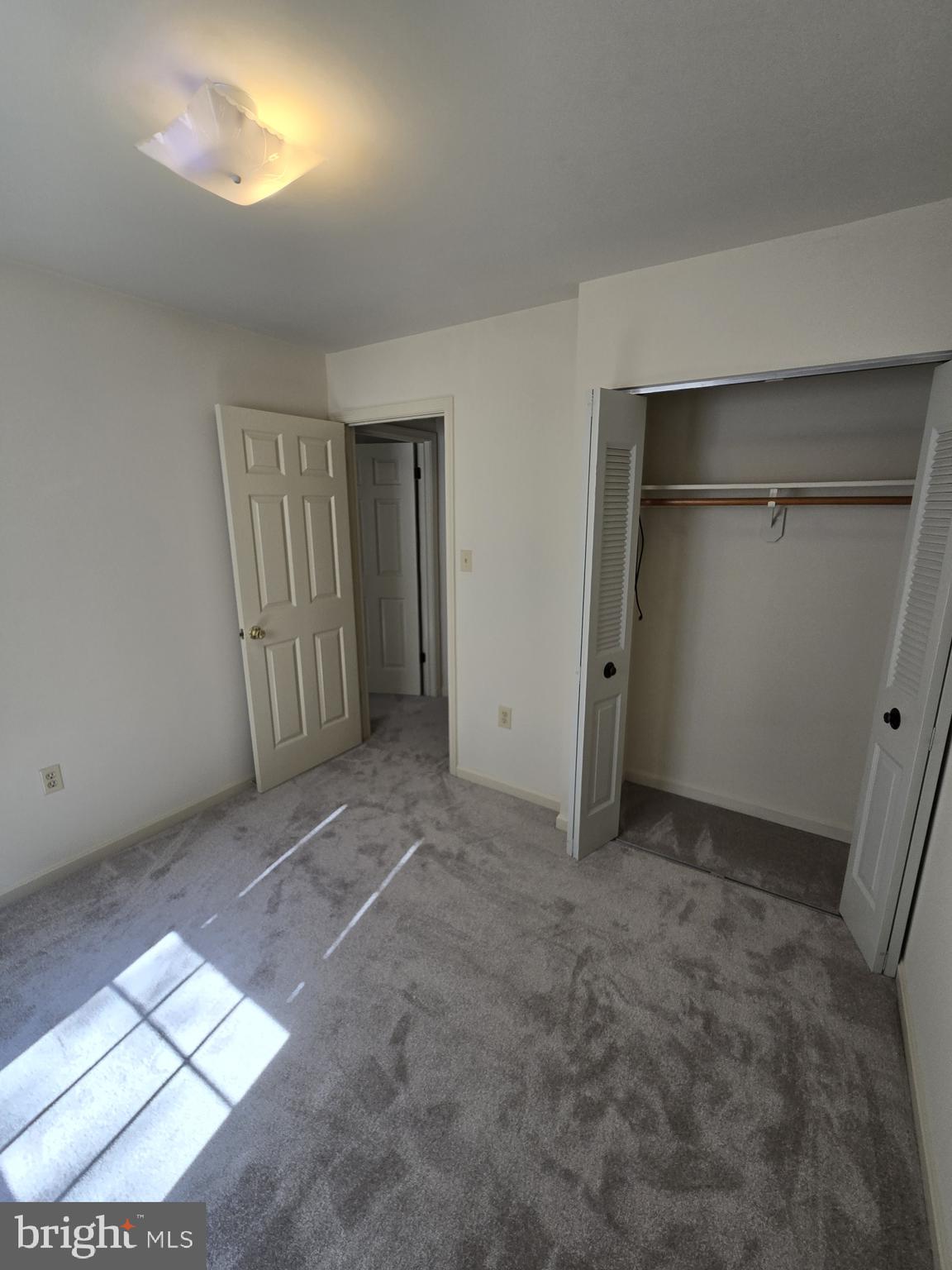 LA PLATA - Residential Lease