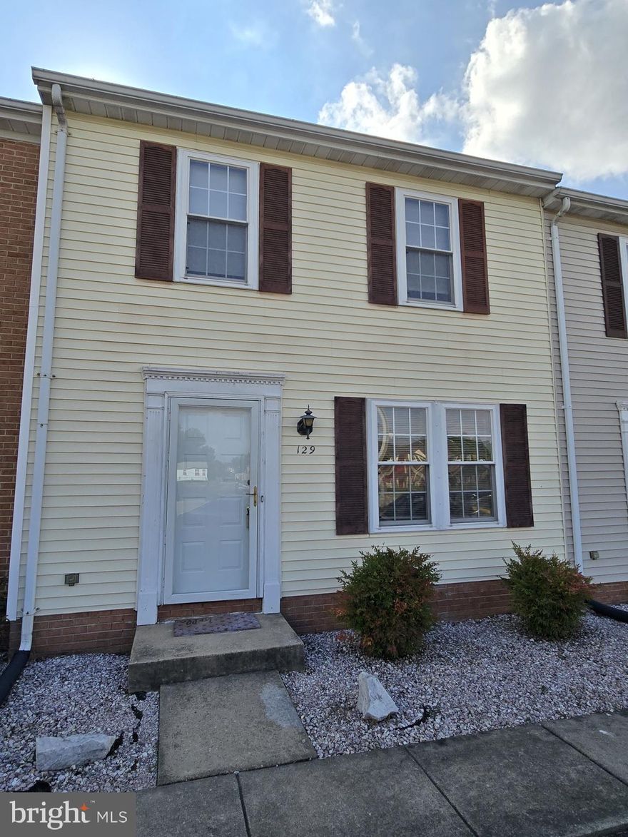 Welcome to this delightful interior townhouse, perfectly situated in the heart of downtown La Plata. This two-level residence offers a comfortable and convenient lifestyle, featuring 3 bedrooms and 1 1/2 baths. The large kitchen has a convenient eat in area. The laundry room is located on the main level. All new carpet has just been installed. Upstairs, you'll discover three generously sized bedrooms, each offering comfort and privacy. The primary bedroom features 2 large closets, providing plenty of storage space. The shared full bathroom on this level is located in the hallway. One of the standout features of this townhouse is its prime location in downtown La Plata. Situated close to the town hall, you'll have the opportunity to enjoy the lively atmosphere of summer concerts that take place on Fridays. Imagine strolling down the street and immersing yourself in the vibrant community events just steps away from your front door. Owner requires a credit score of at least 660 and no late payments can be reflected on the credit report. Also, the monthly rent cannot be greater than 1/3 of monthly income. No cosigners will be considered. This is a non-smoking home. No pets allowed.
