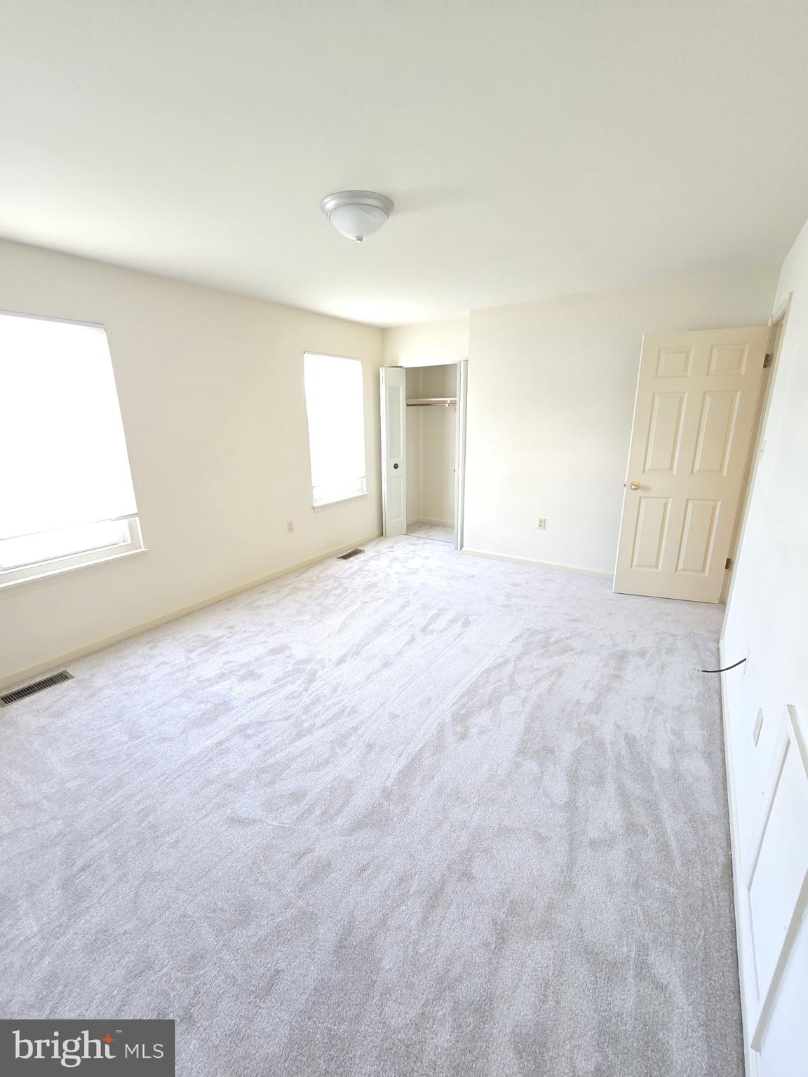 LA PLATA - Residential Lease