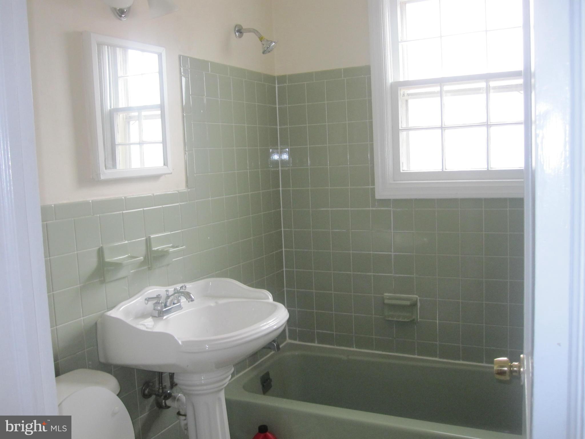 CHESTERFIELD - Residential Lease