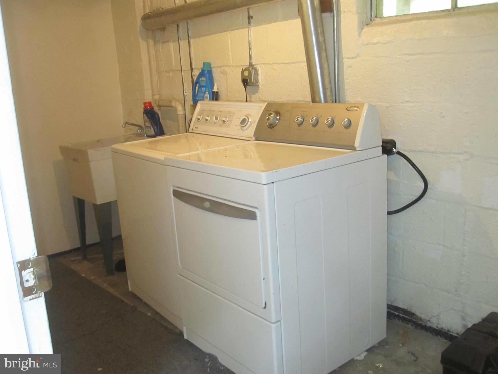 CHESTERFIELD - Residential Lease