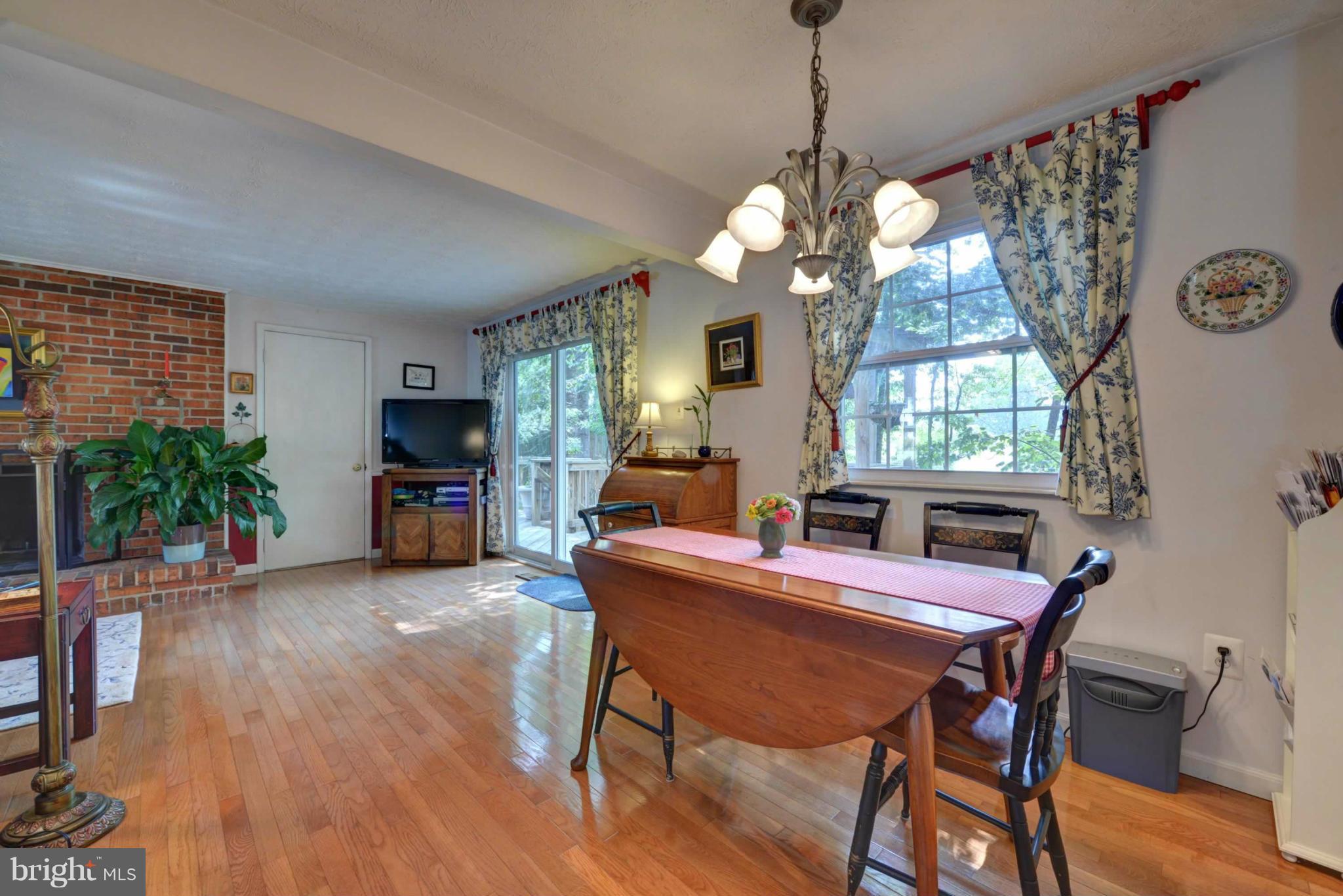 CARDINAL GLEN - Residential