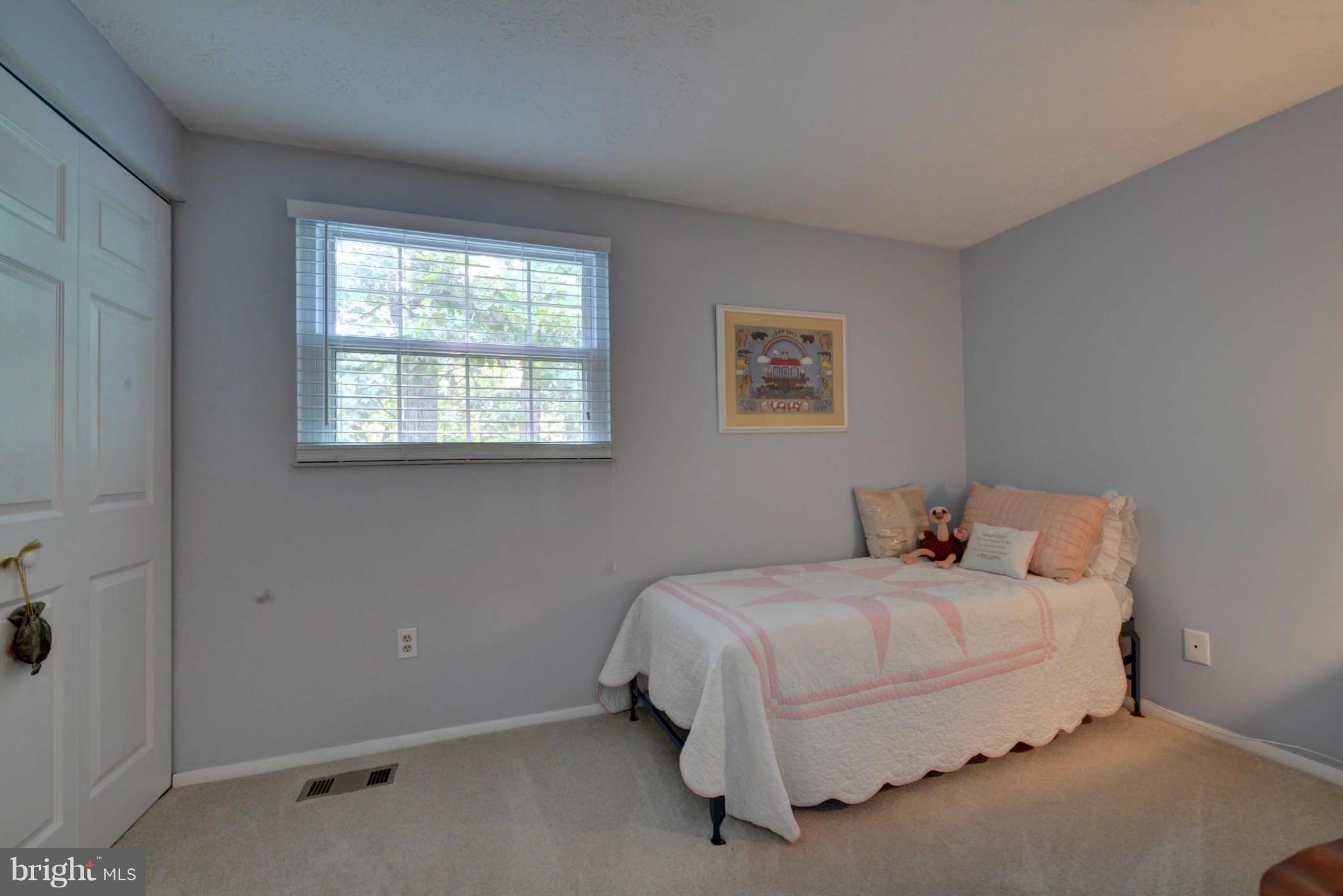 CARDINAL GLEN - Residential