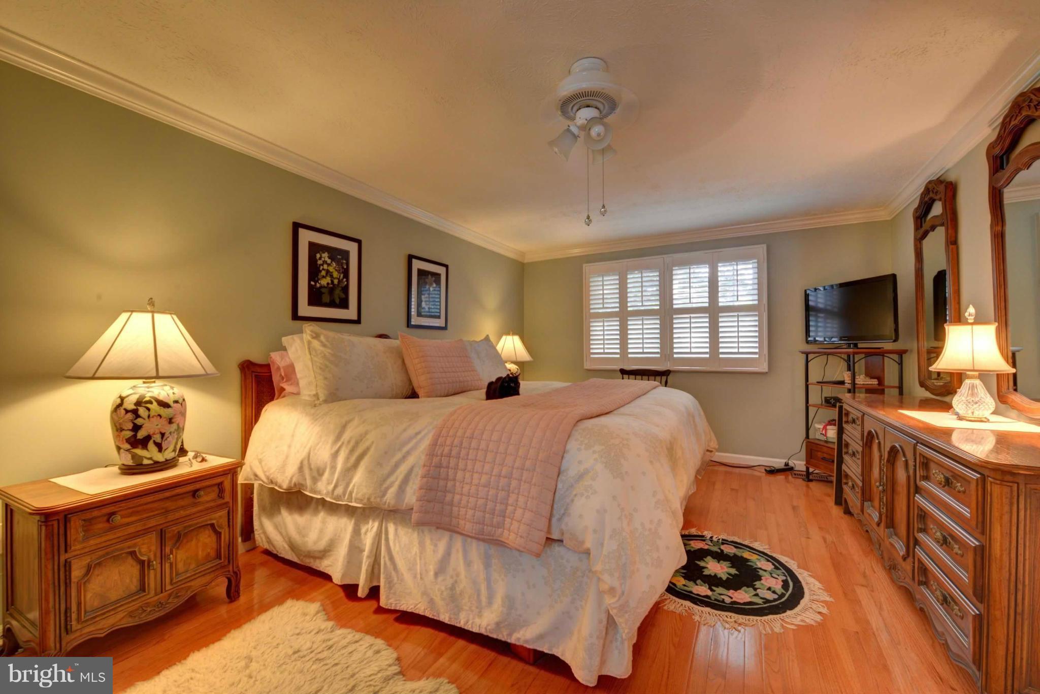 CARDINAL GLEN - Residential