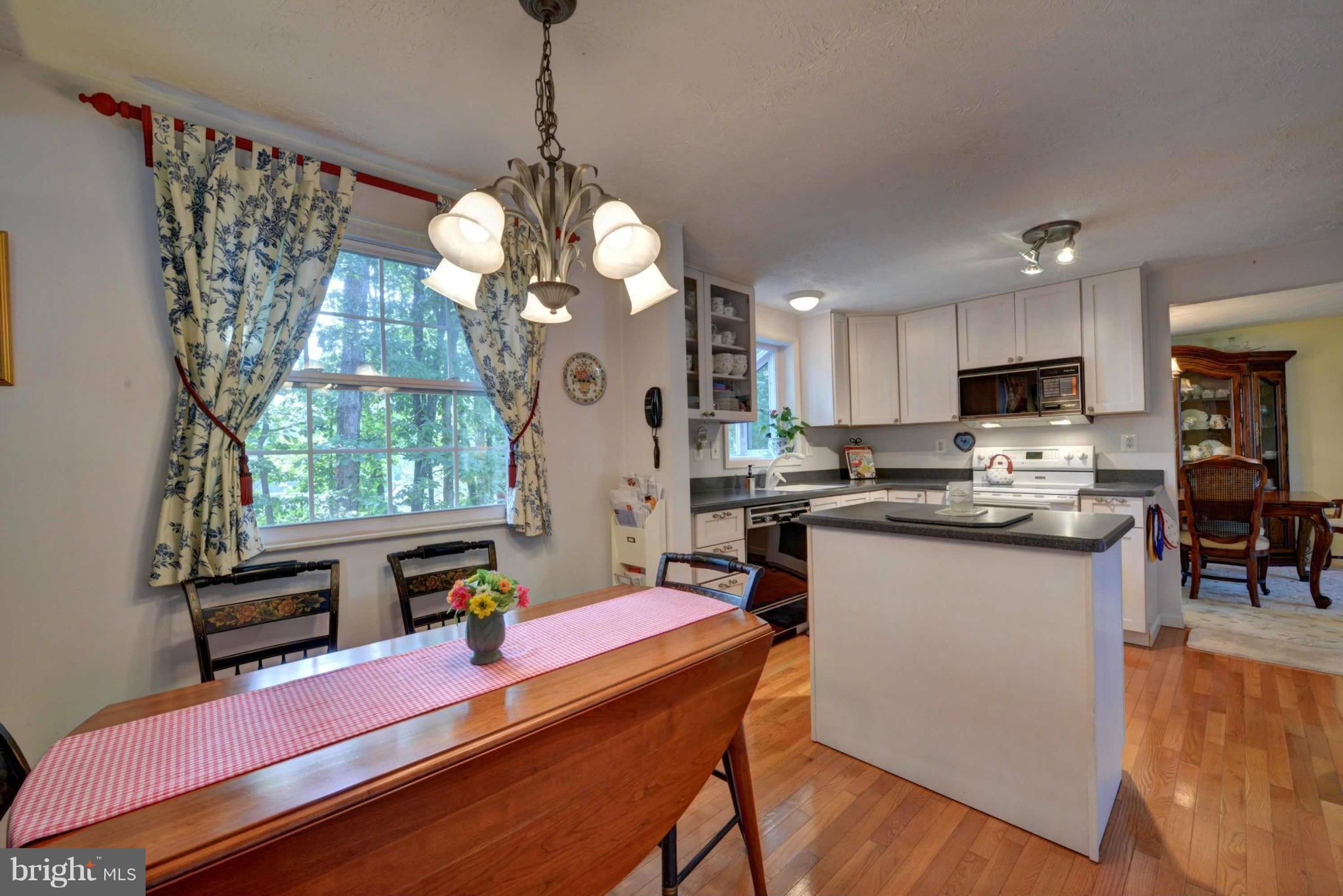 CARDINAL GLEN - Residential