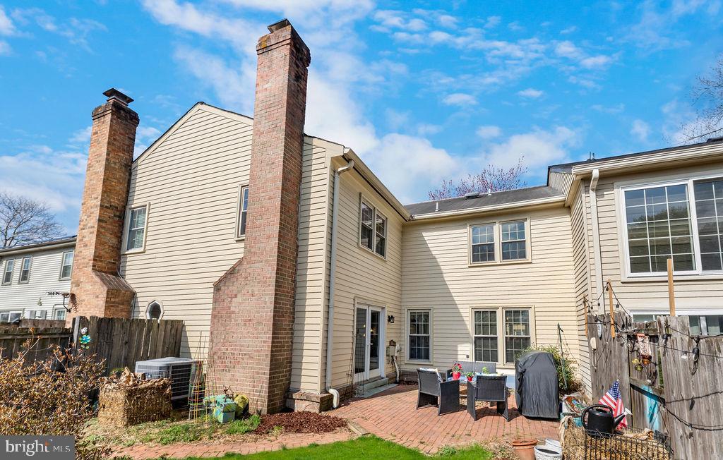 STEDWICK TOWNHOUSES - Residential